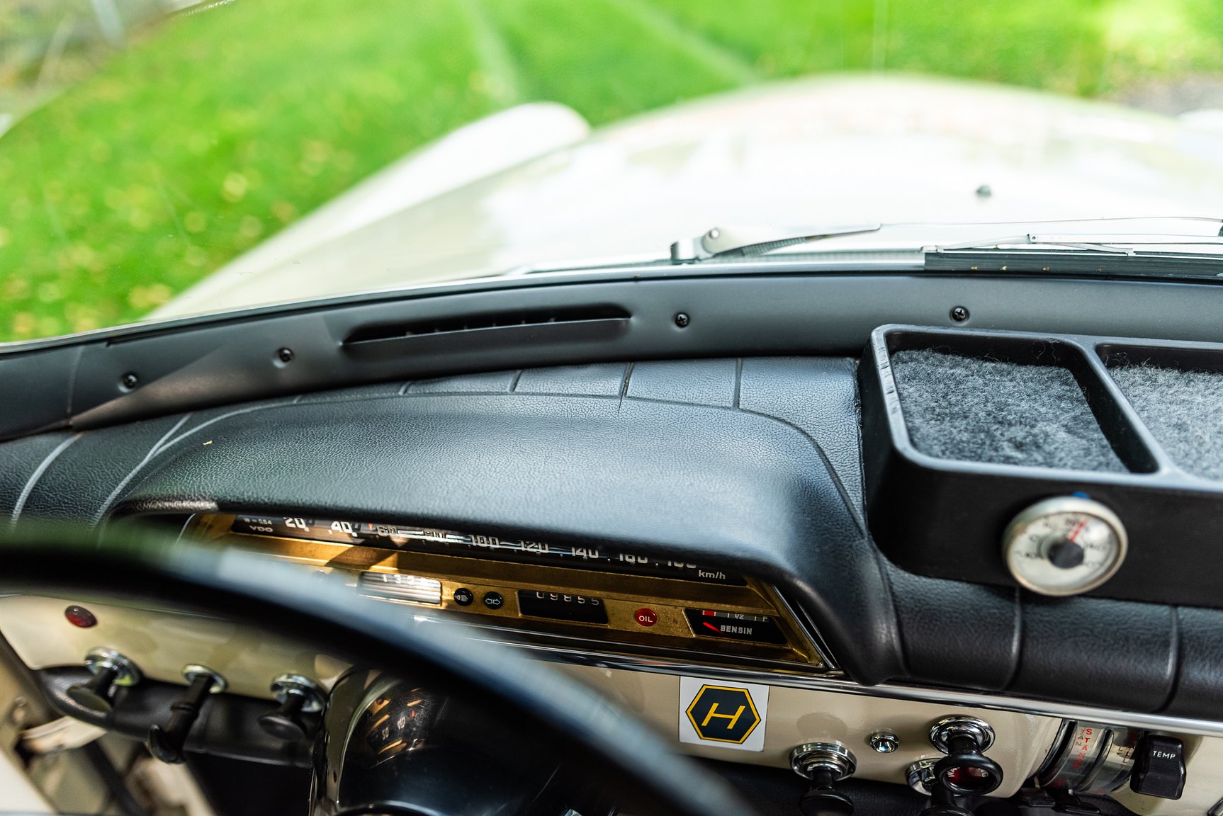 Interior image of 1969 Volvo Amazon 121 P130