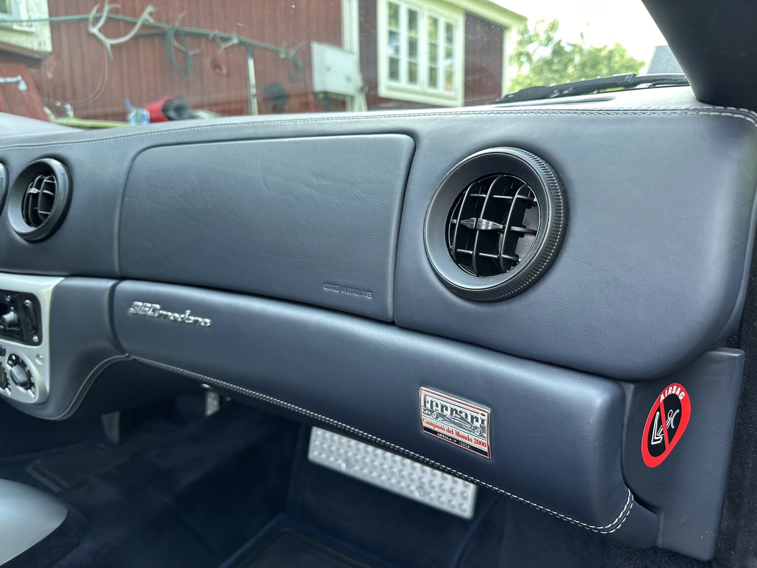 Interior image of 2001 Ferrari 360 Modena V8 Manual (24)