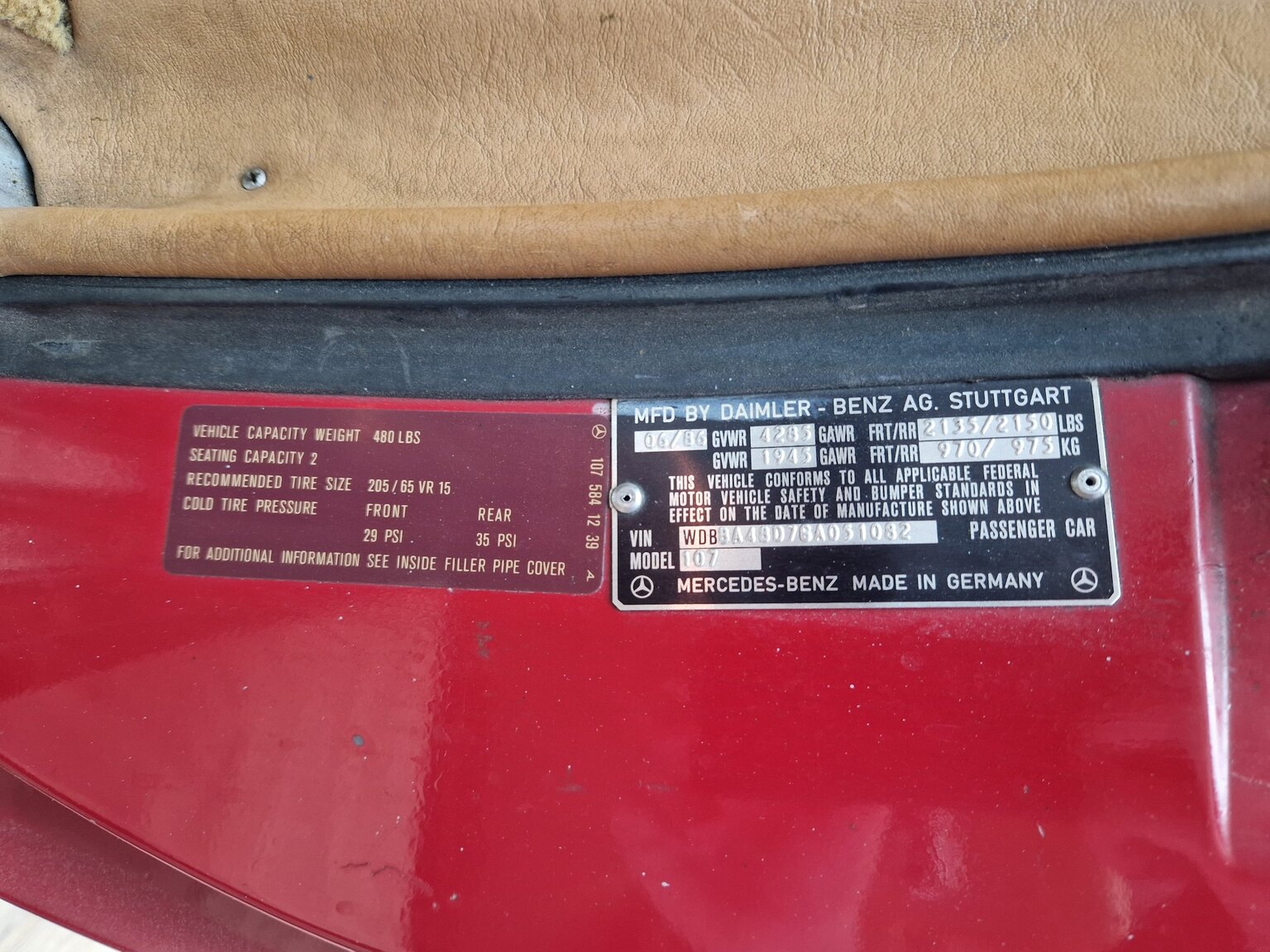 Innenraumfoto von Mercedes-Benz 560SL