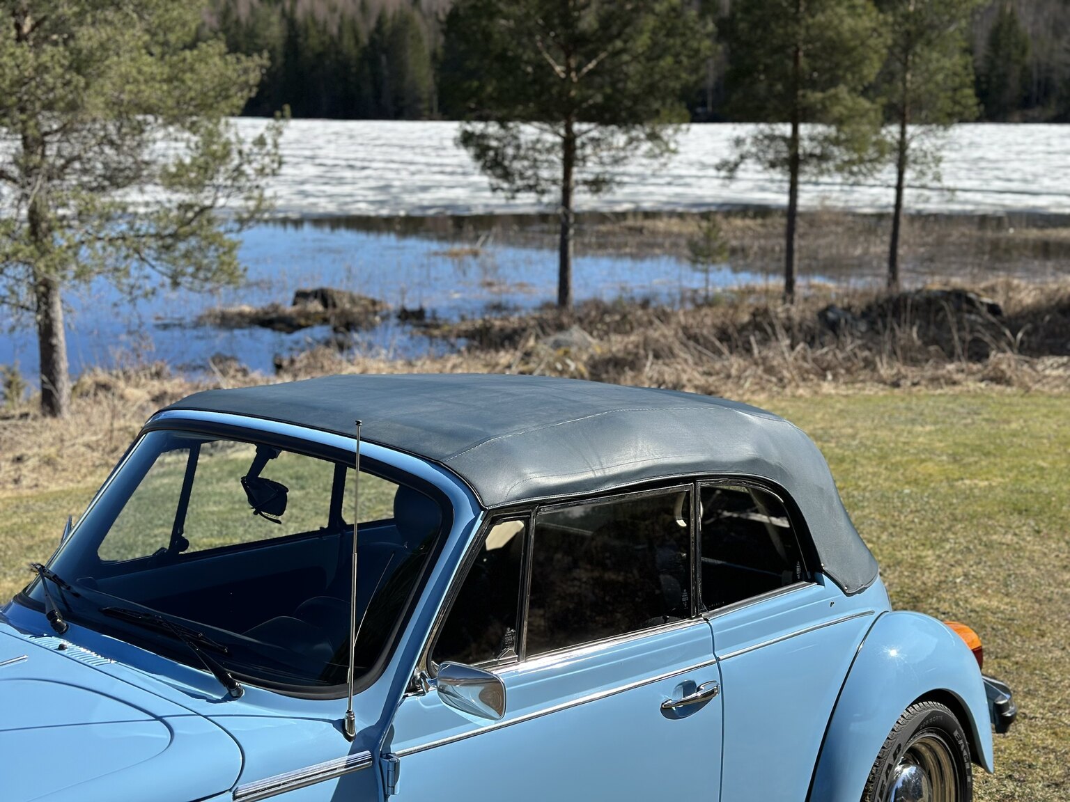 Exteriörbild på 1979 Volkswagen Beetle 1303 Käfer (4)