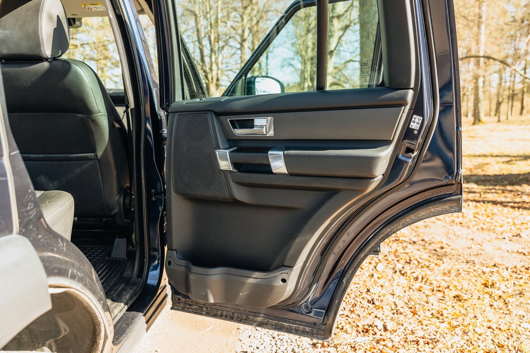 Innenraumfoto von 2015 Land Rover Discovery 3.0 TDV6