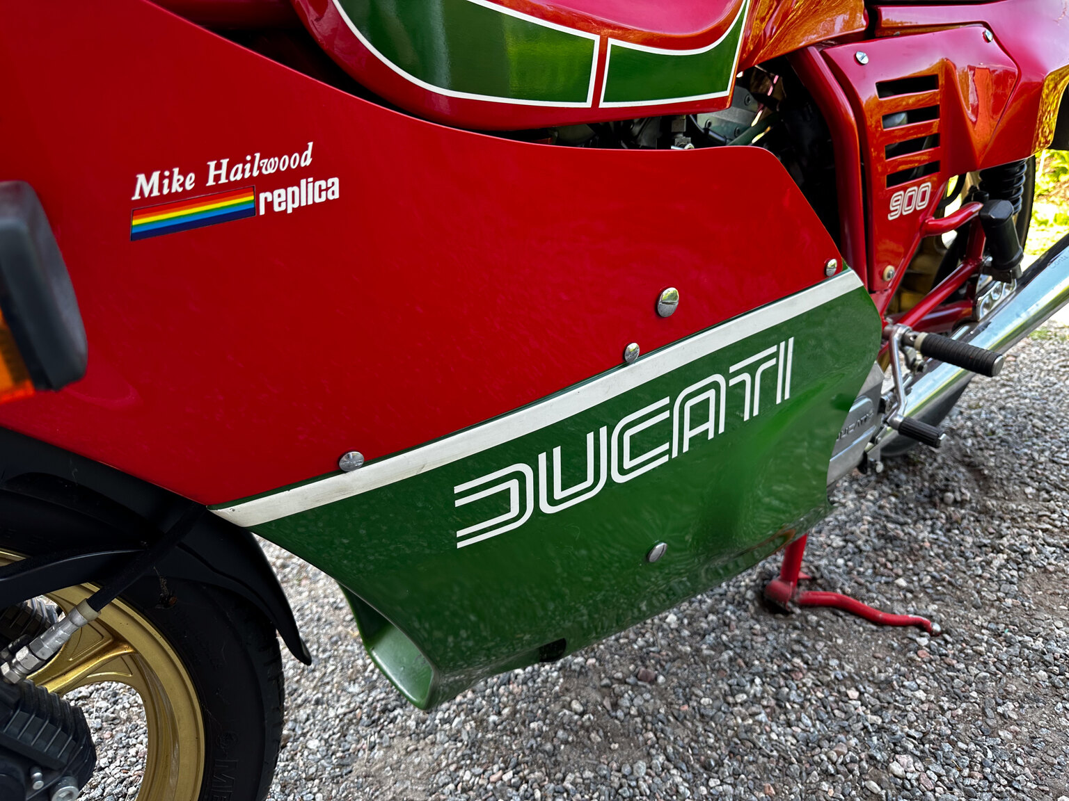 Aussenfoto 1983 Ducati 900 Mike Hailwood Replica
