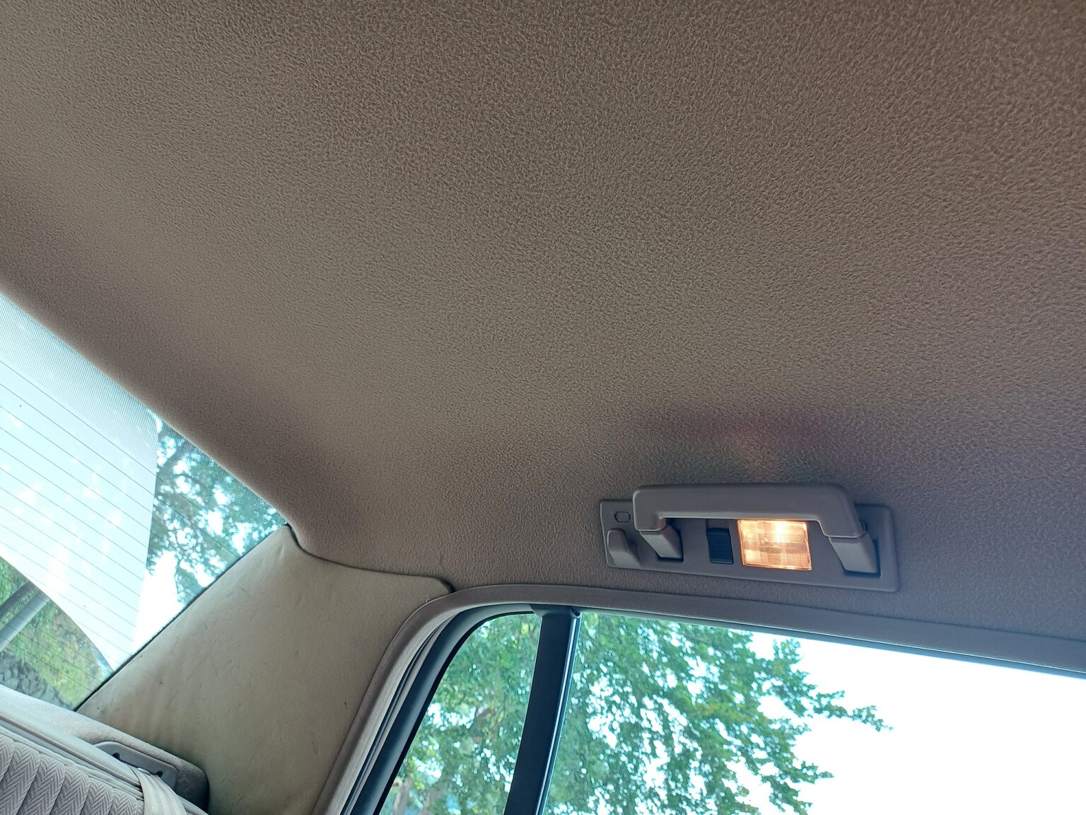 Interior image of 1992 Buick Park Avenue
