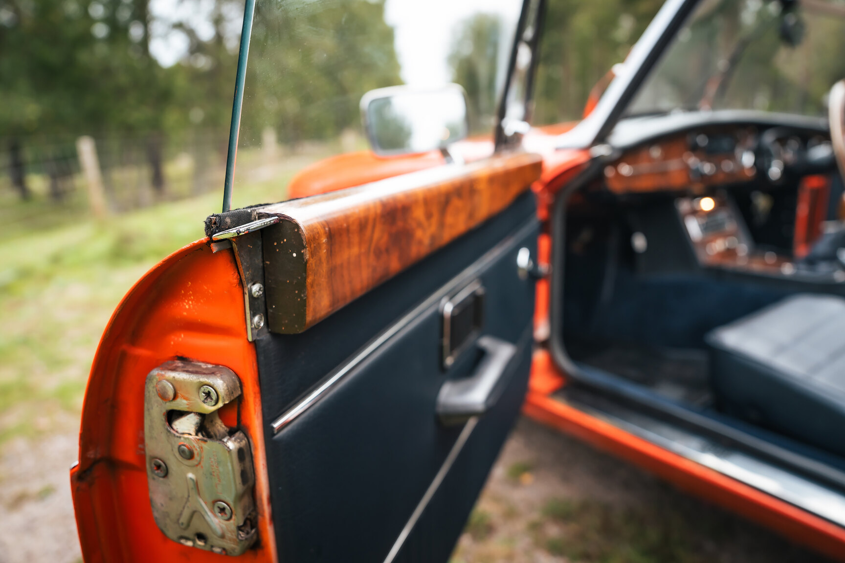 Innenraumfoto von 1973 MG MGB Roadster (23)