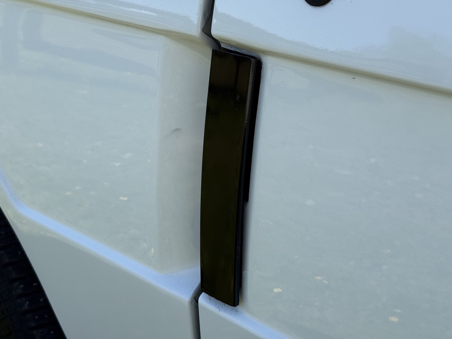 Exterior image of 1985 Land Rover Range Rover 3.5 V8