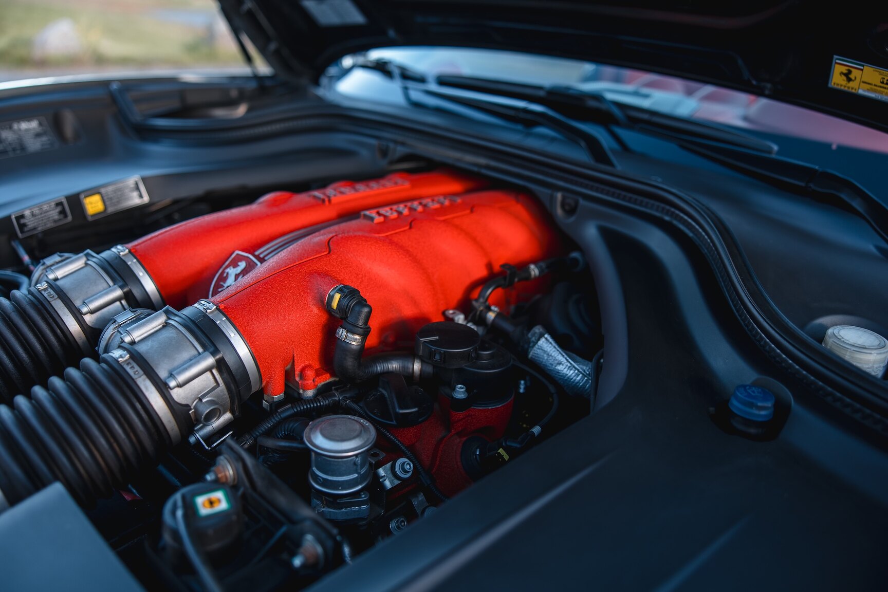 Image of 2011 Ferrari California  mechanics