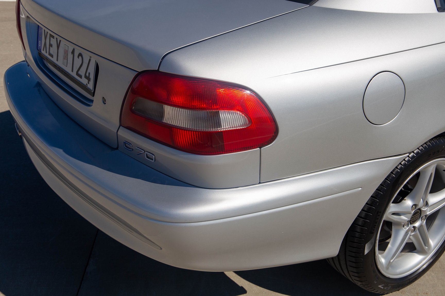 Aussenfoto 1999 Volvo C70 2.5 T Manuell