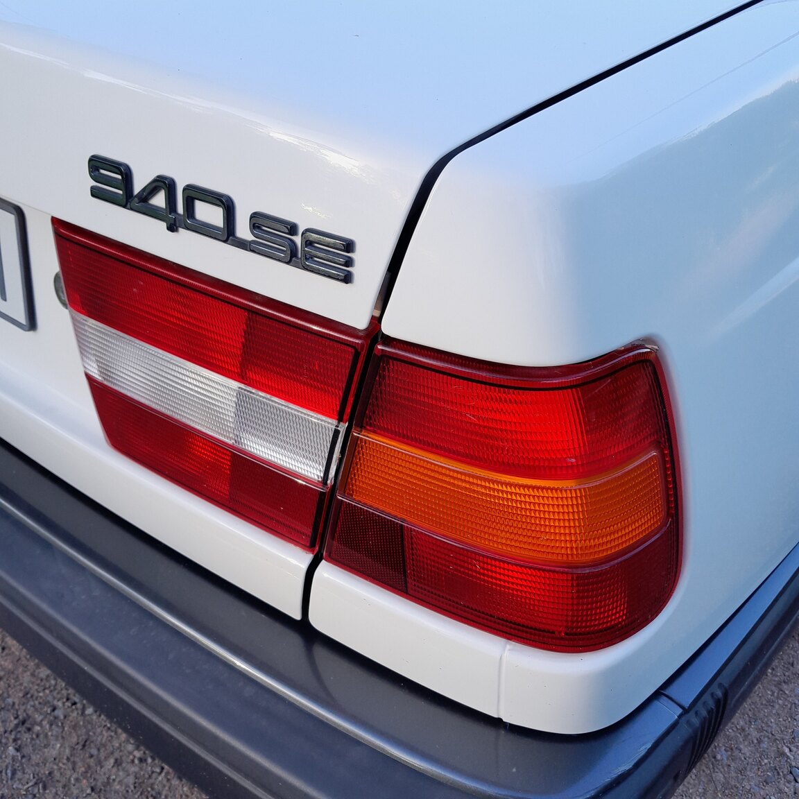 Exteriörbild på 1992 Volvo 944 GL SE