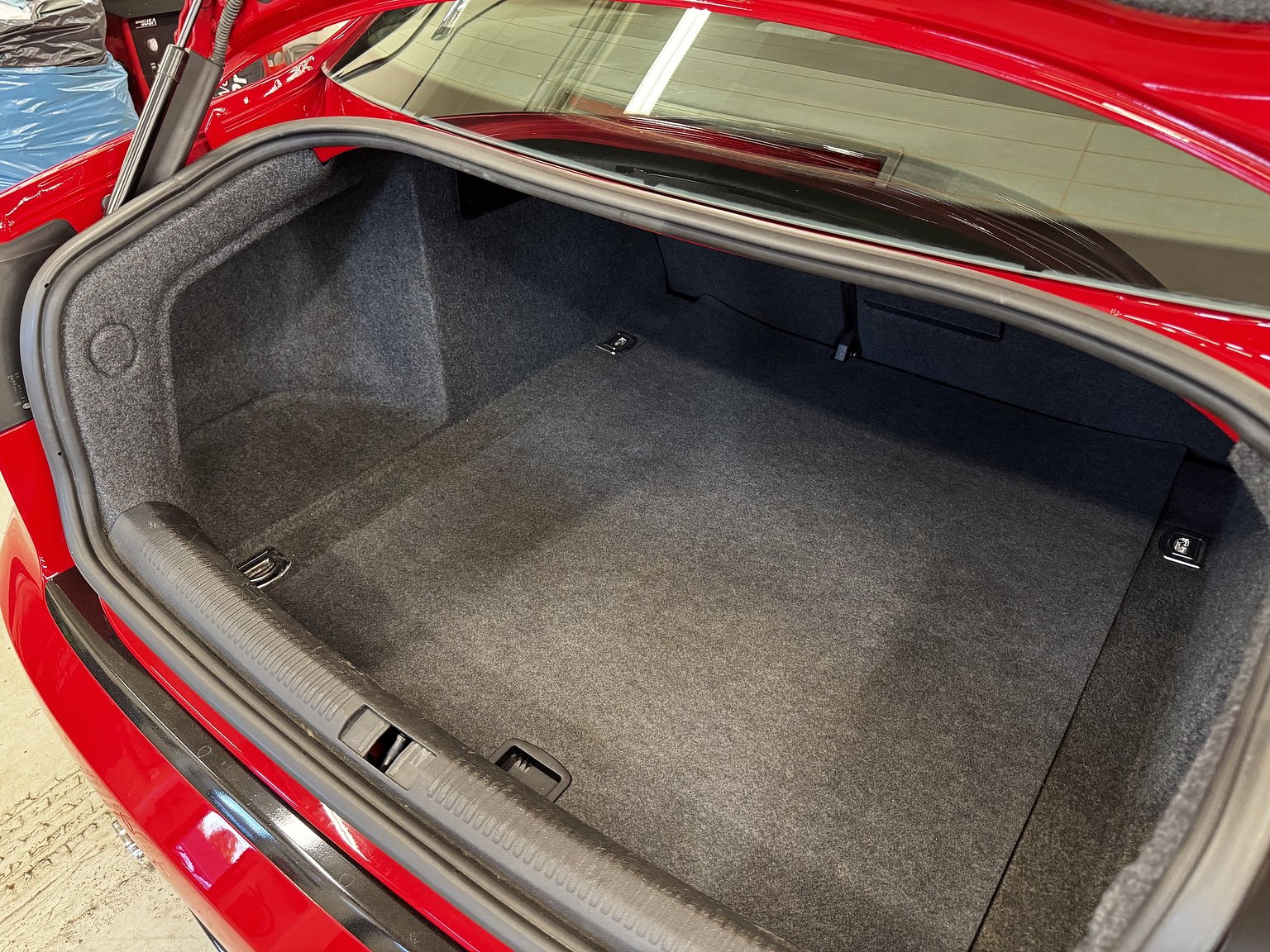 Interior image of 2007 Audi  S4 quattro 4.2 V8 manuell