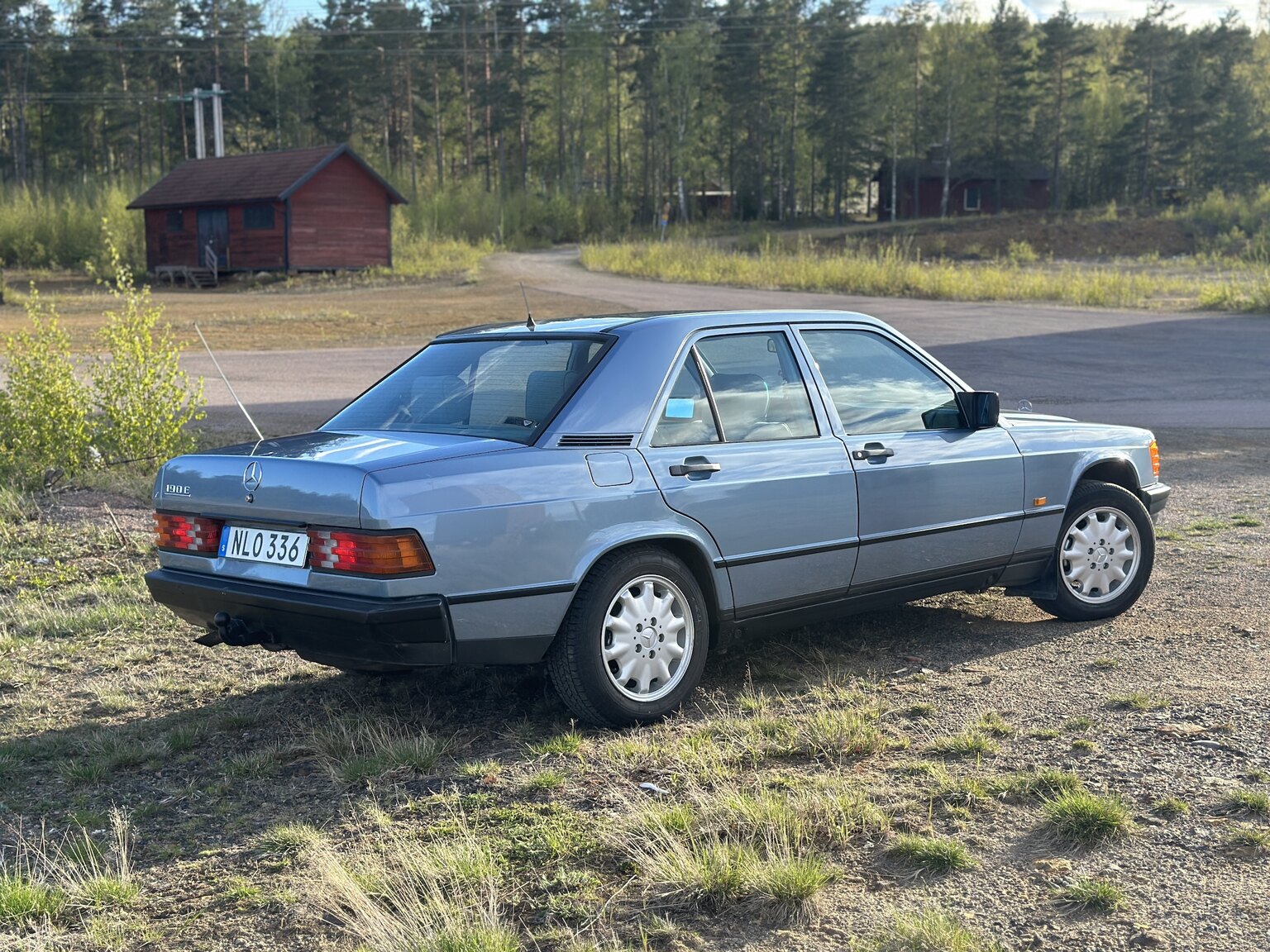 Exterior image of 1988 Mercedes-Benz 190 E