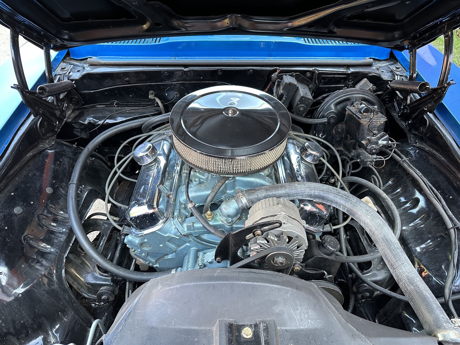 Image of 1969 Pontiac Firebird mechanics