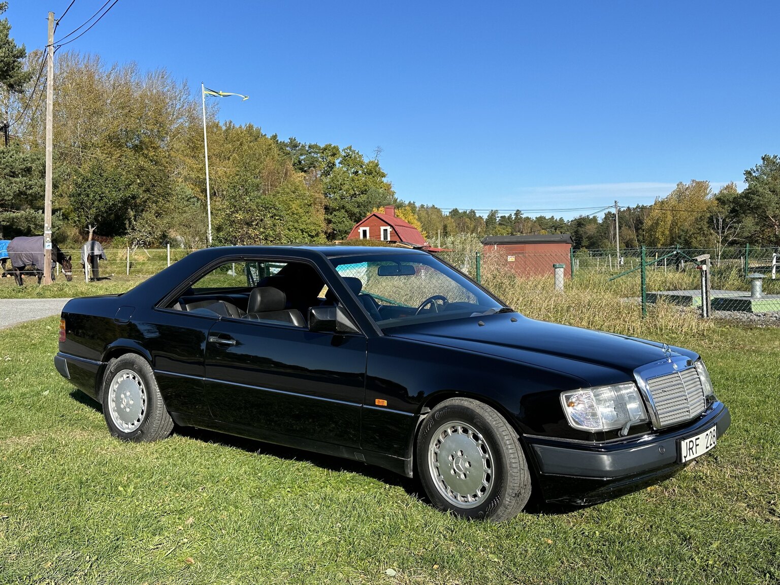 Exterior image of 1990 Mercedes-Benz 300 CE 24V
