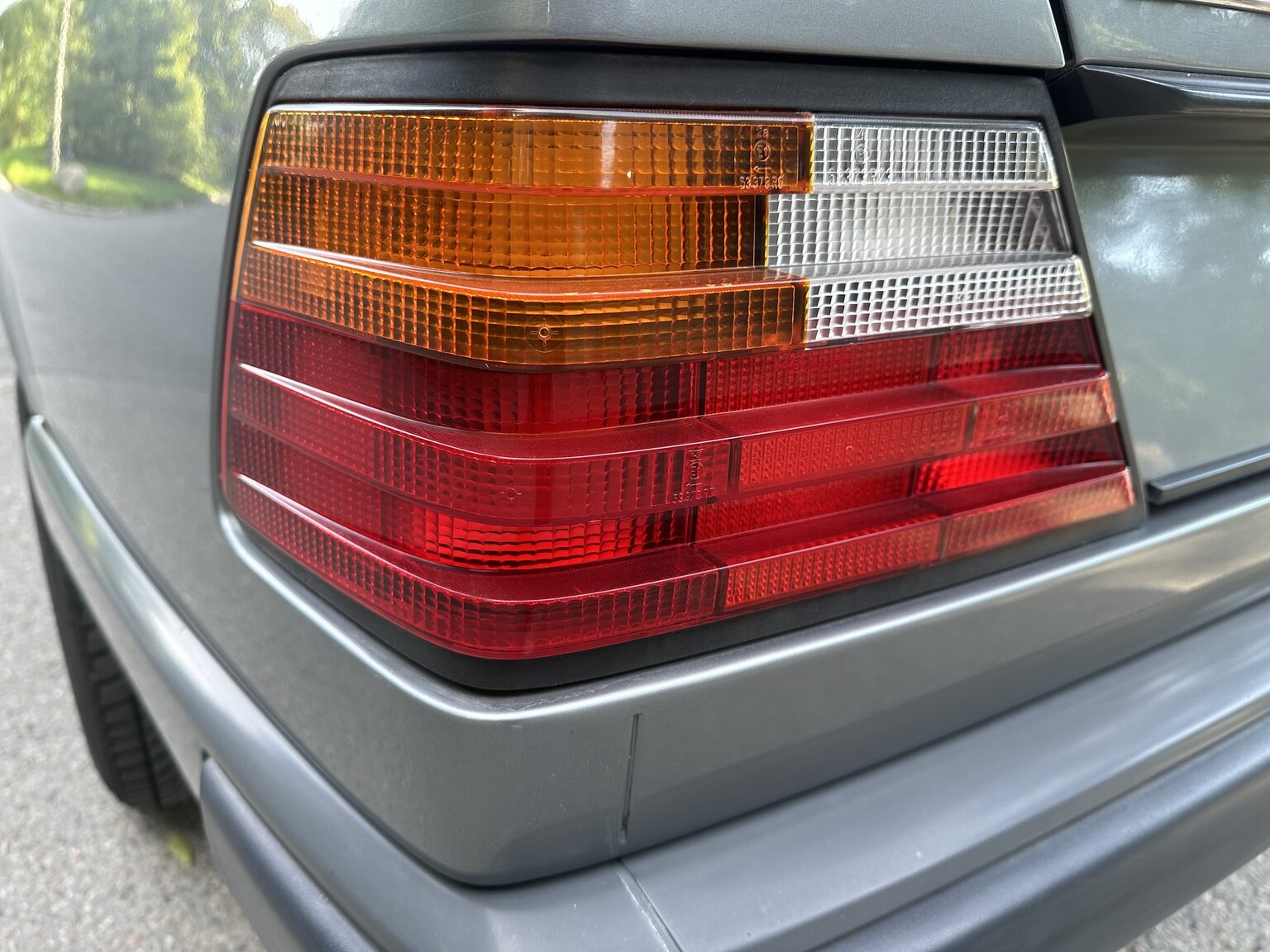 Aussenfoto 1989 Mercedes-Benz 230E