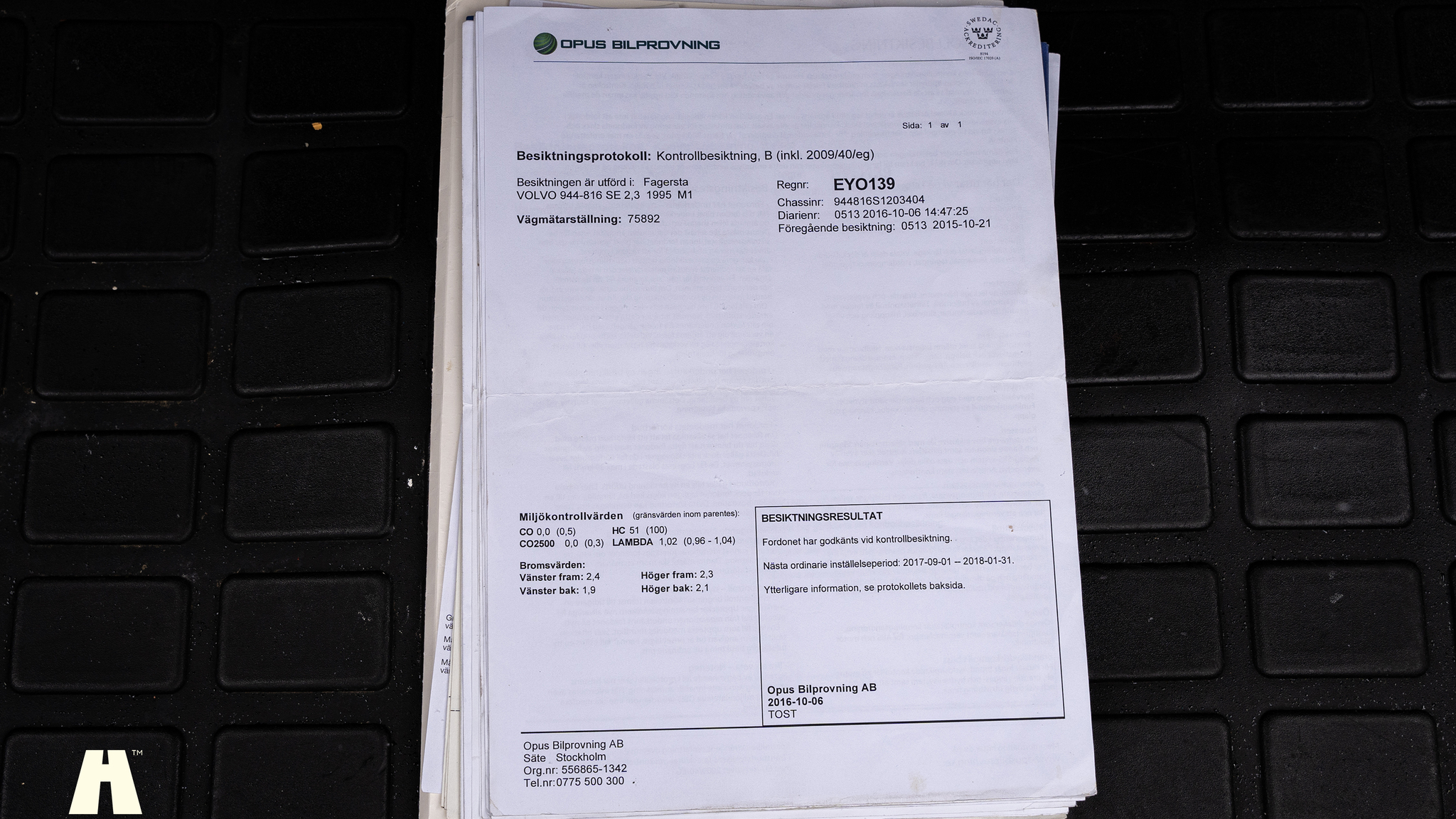 Documentation for 1995 Volvo 940 SE