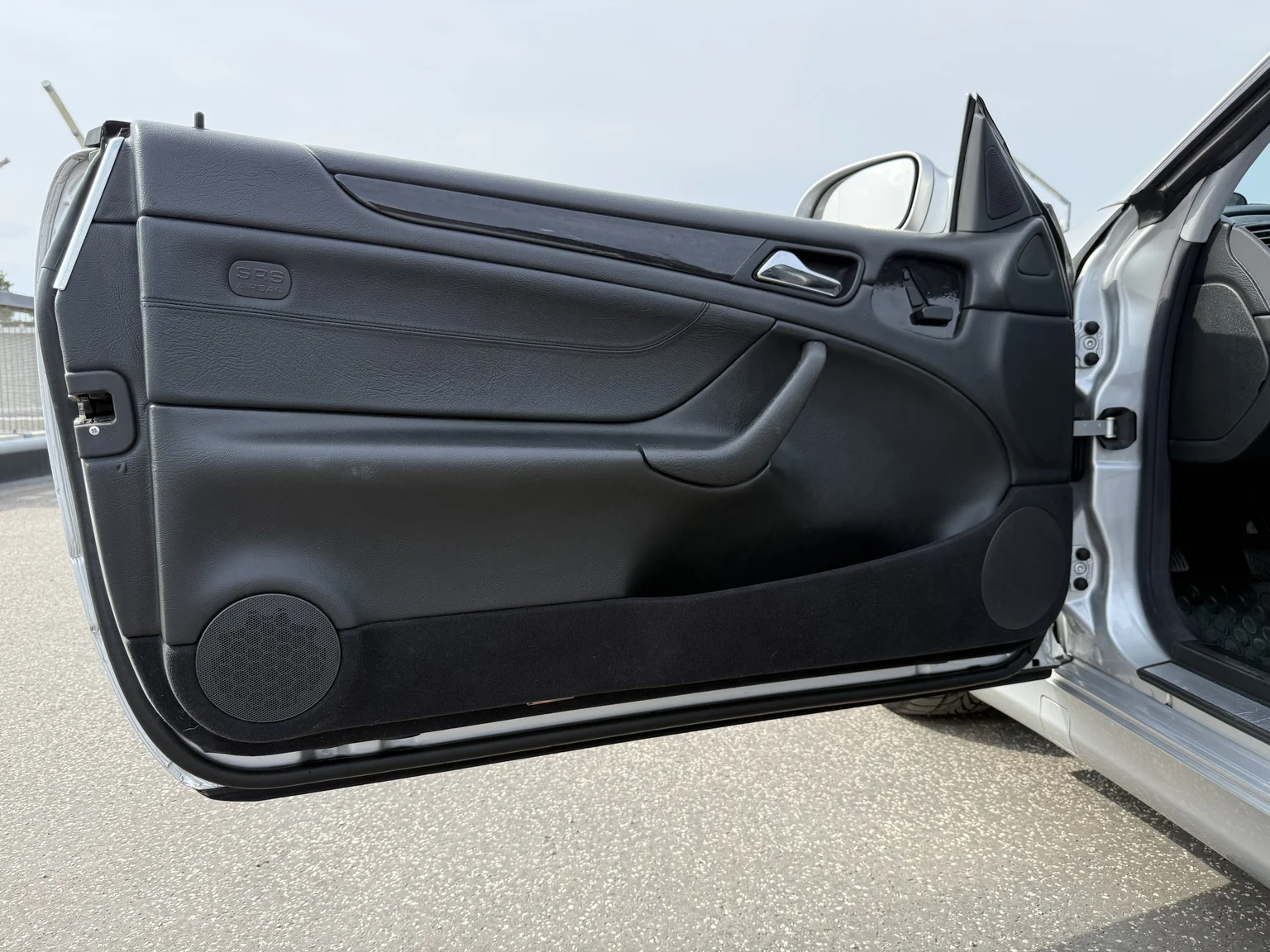 Innenraumfoto von 2001 MERCEDES-BENZ CLK 230 Kompressor Cabriolet (2)