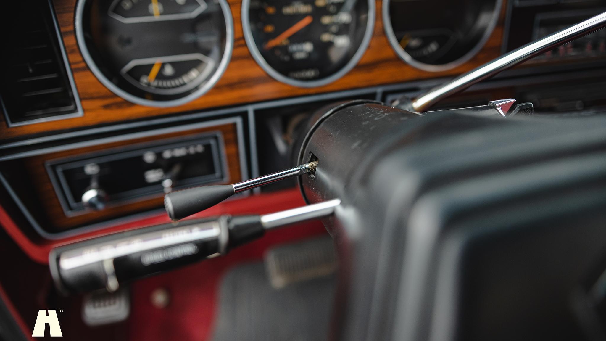 Interior image of 1986 Dodge Ramcharger