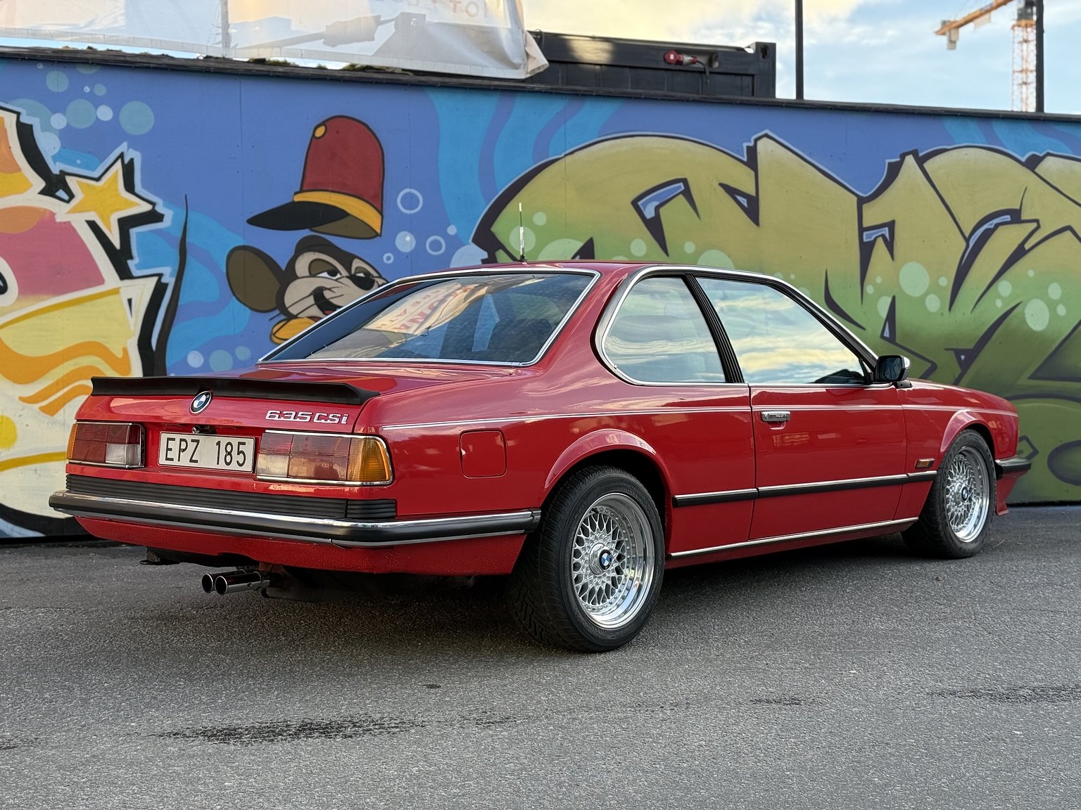 Exteriörbild på 1984 BMW 635CSi