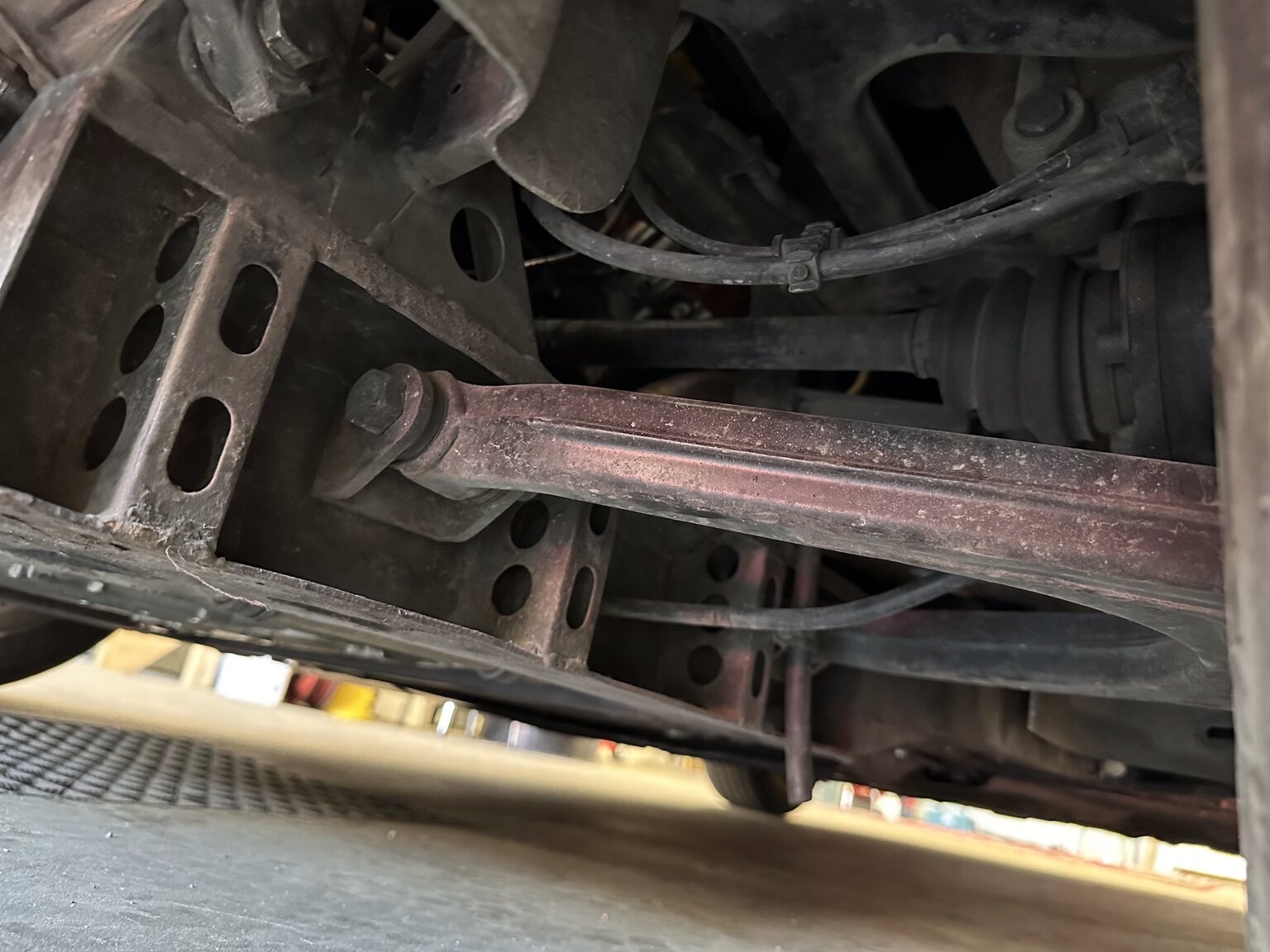 Image of 1990 Ferrari 348 (24) mechanics