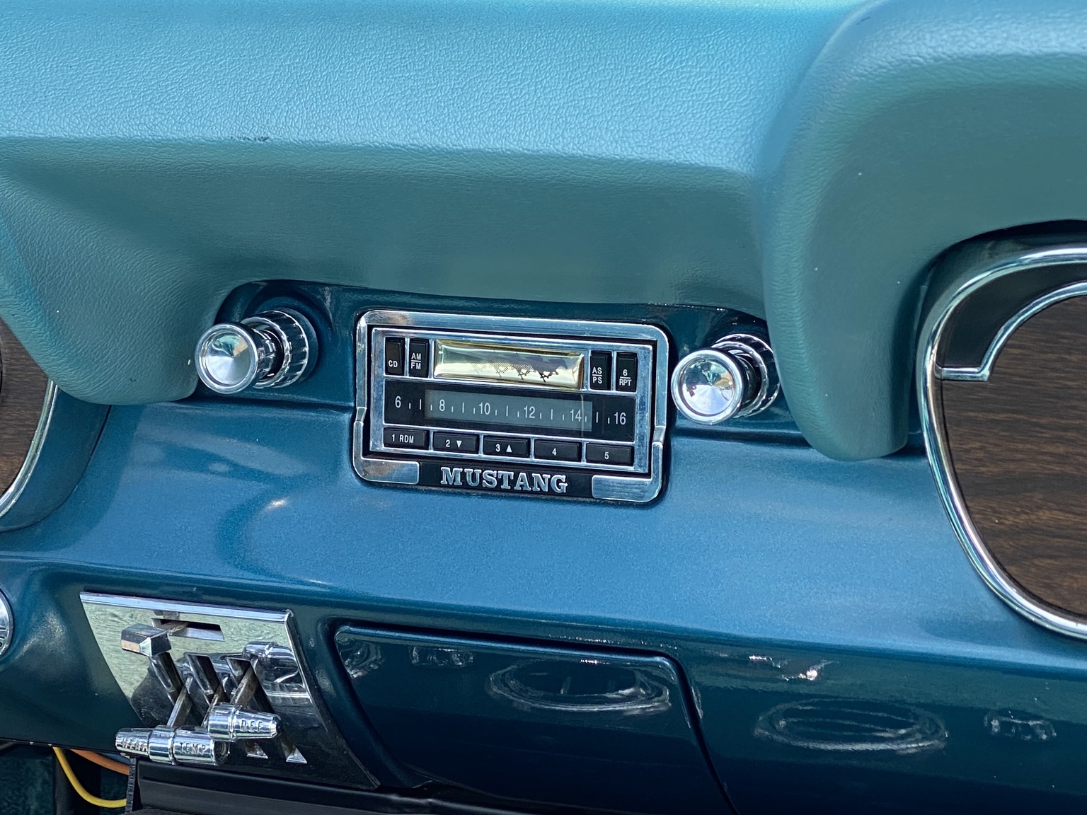 Interiörbild 1966 Ford Mustang 289 Cabriolet (24)