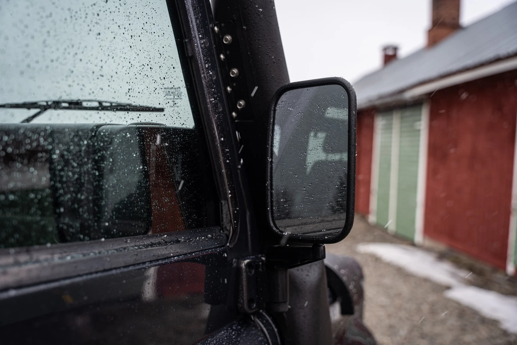 Exterior image of 2015 Land Rover Defender 90 Special (22)