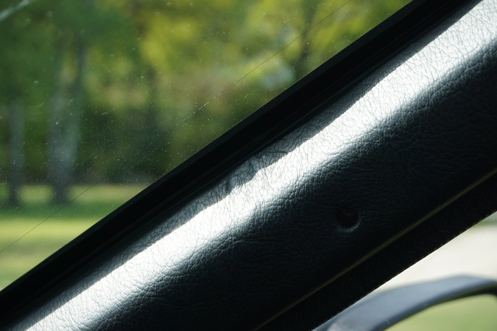 Innenraumfoto von 1985 Porsche 944 "NO RESERVE AUCTION"