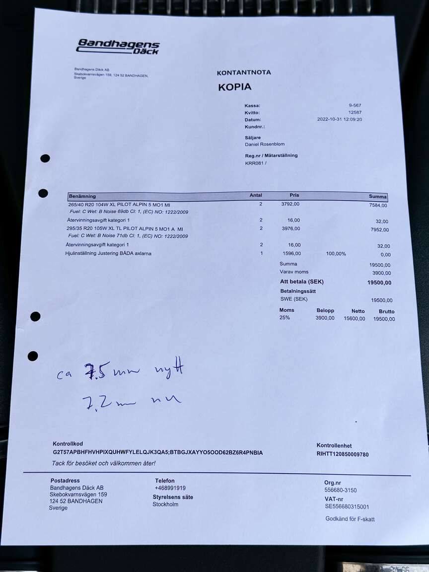 Dokumentation för 2016 Mercedes-Benz S63 AMG 4MATIC Coupé