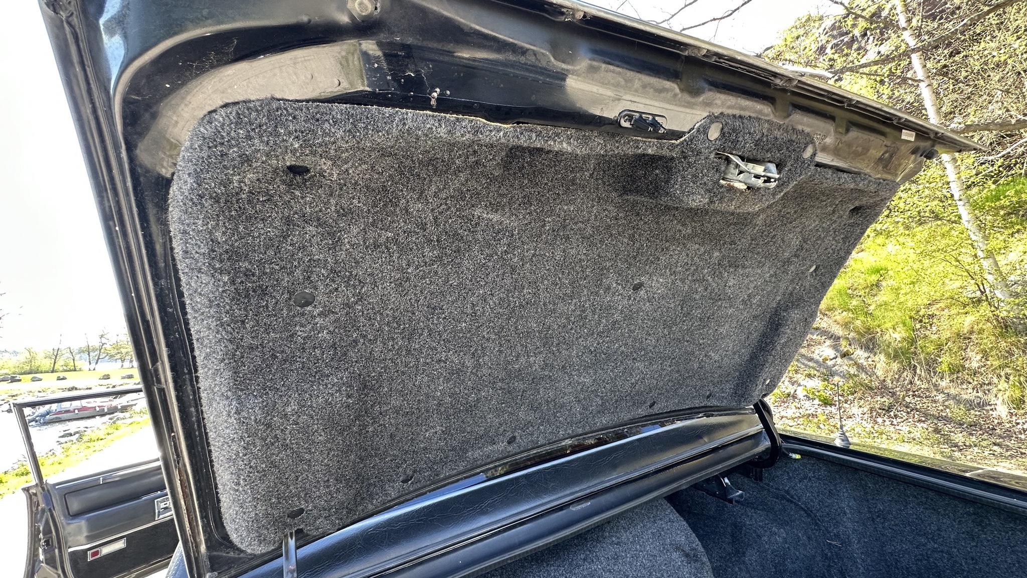 Interior image of 1988 Lincoln Town Car