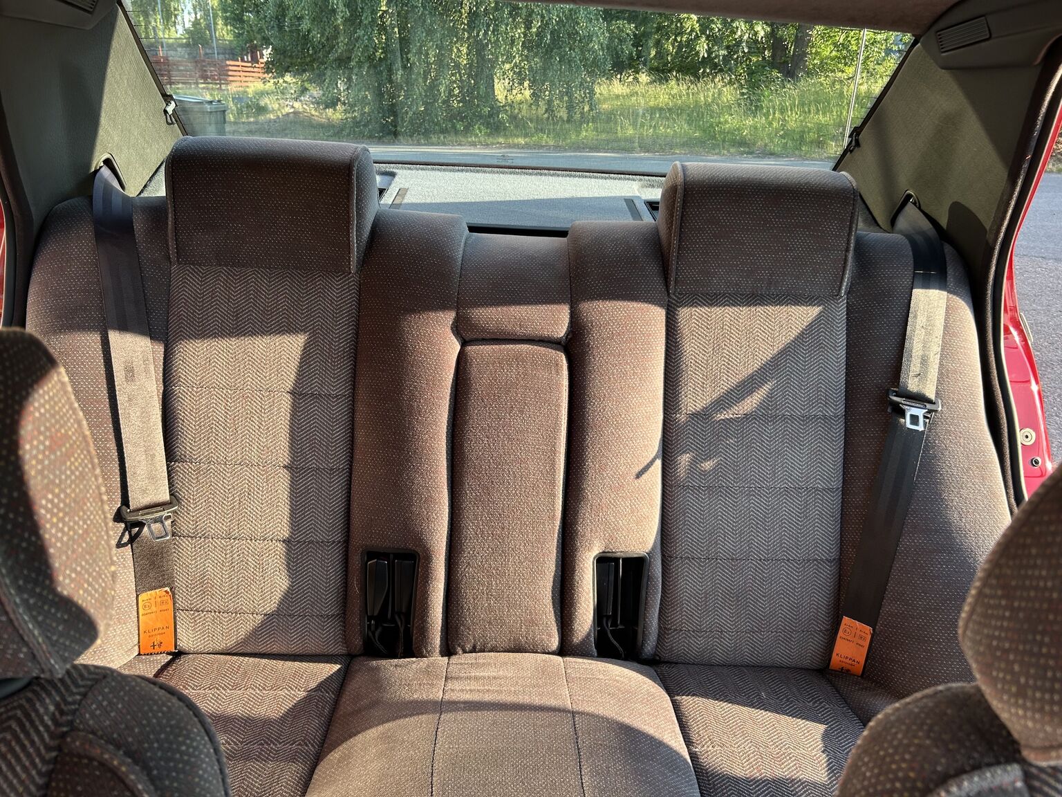 Interior image of 1988 Alfa Romeo 75 (17)