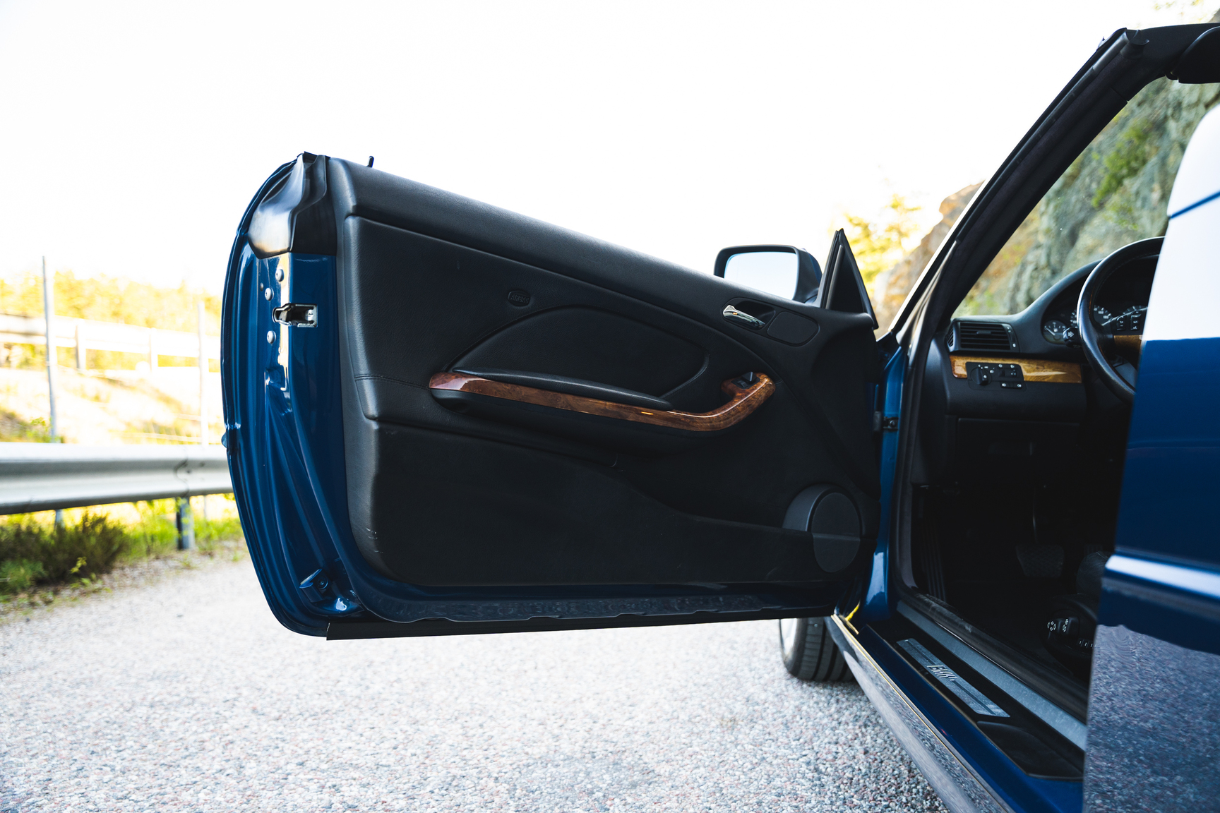 Innenraumfoto von 2001 BMW E46 325 Cabriolet (11)