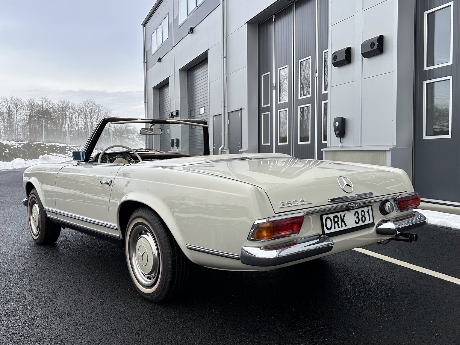 Aussenfoto 1968 Mercedes Benz SL 280 Pagoda