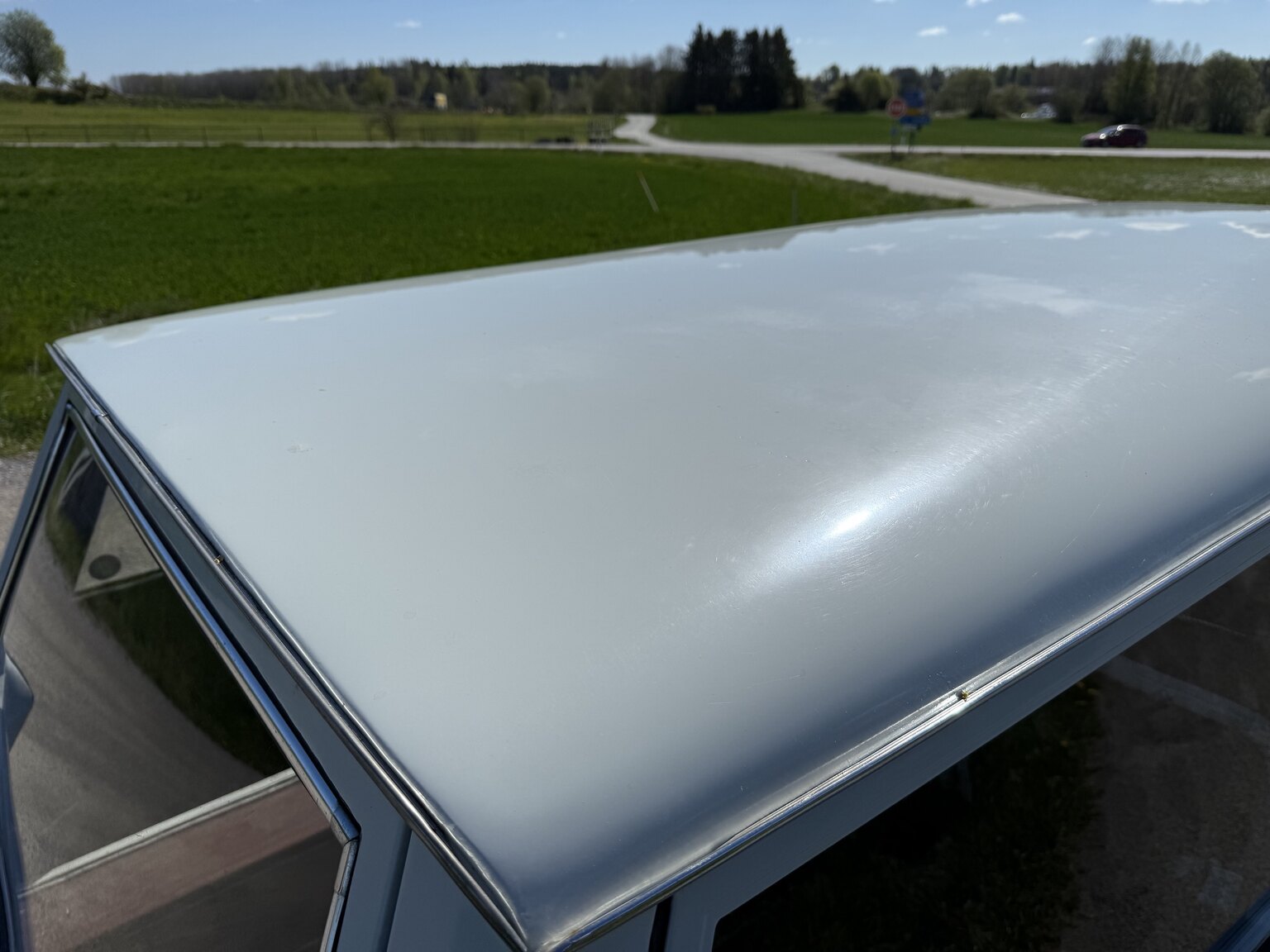 Exterior image of 1967 Mercedes-Benz 230 Safari