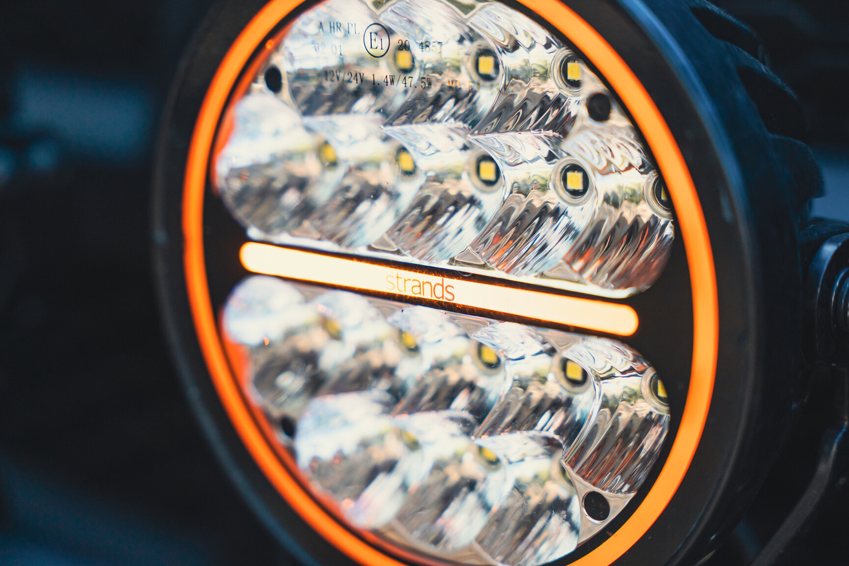 Exteriörbild på 2017 Dodge Ram 1500 AEV (48)