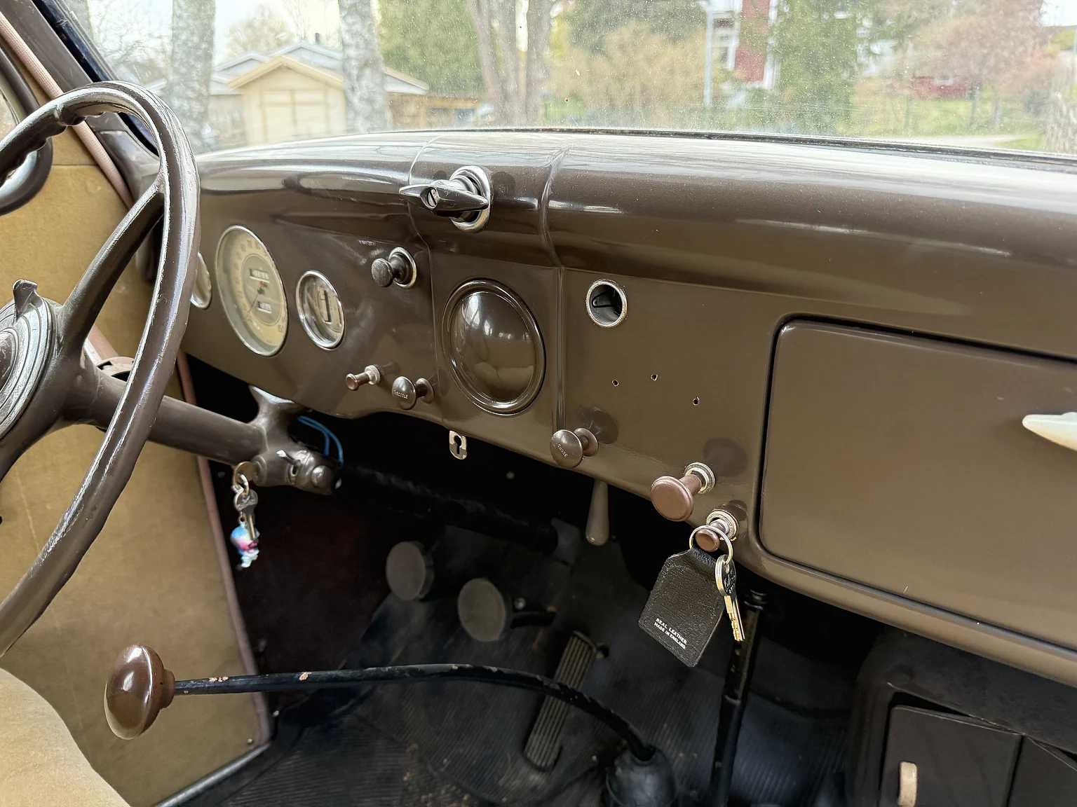 Interior image of 1936 Ford 214A Fordor (22)