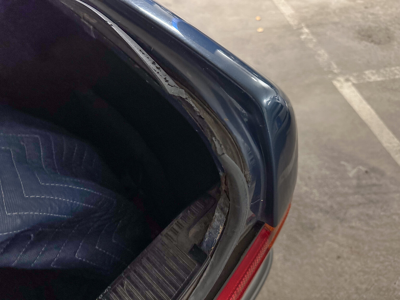 Interior image of 1985 Mercedes-Benz 500 SEL