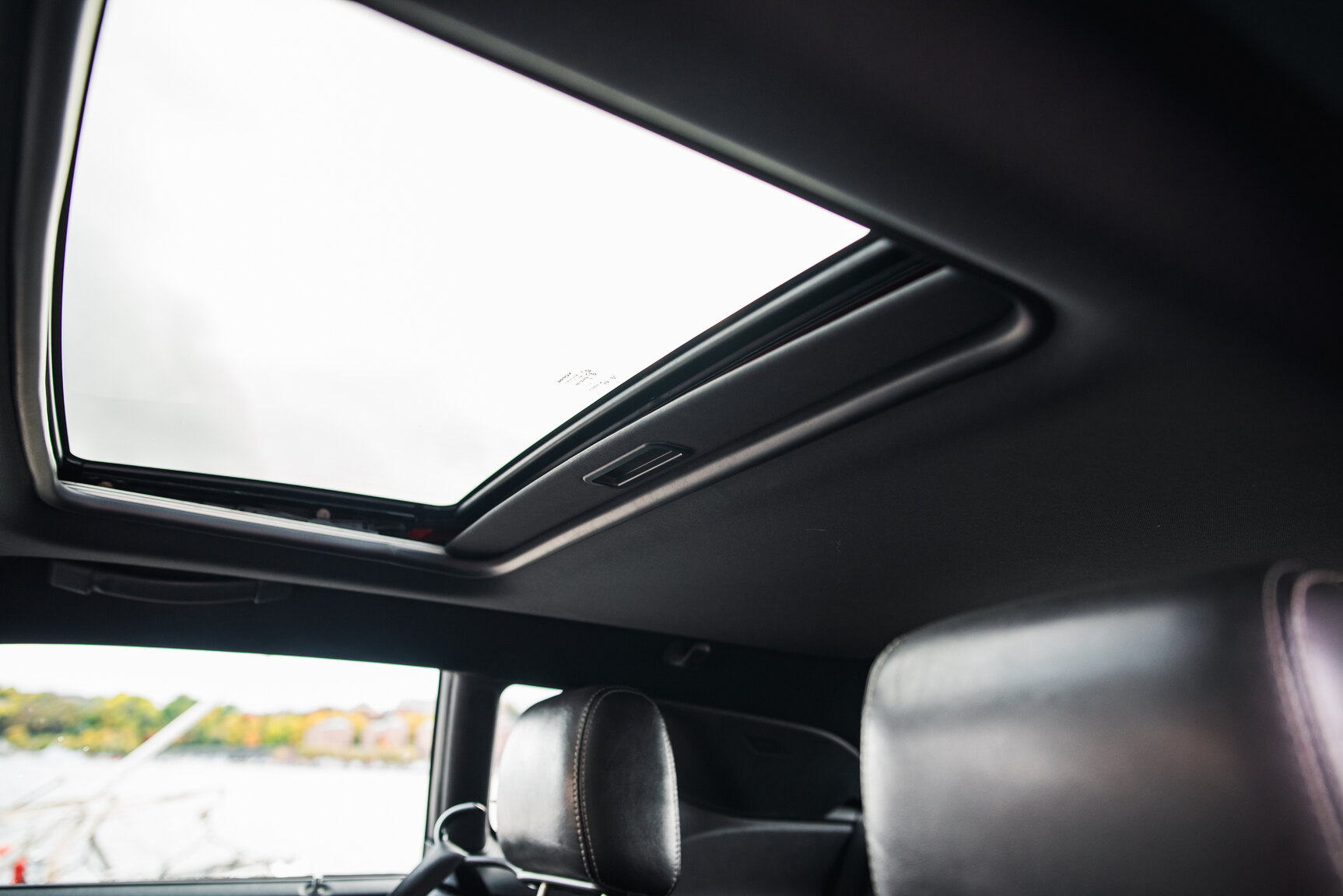 Interior image of 2010 Dodge Challenger 5.7 V8 HEMI Manuell
