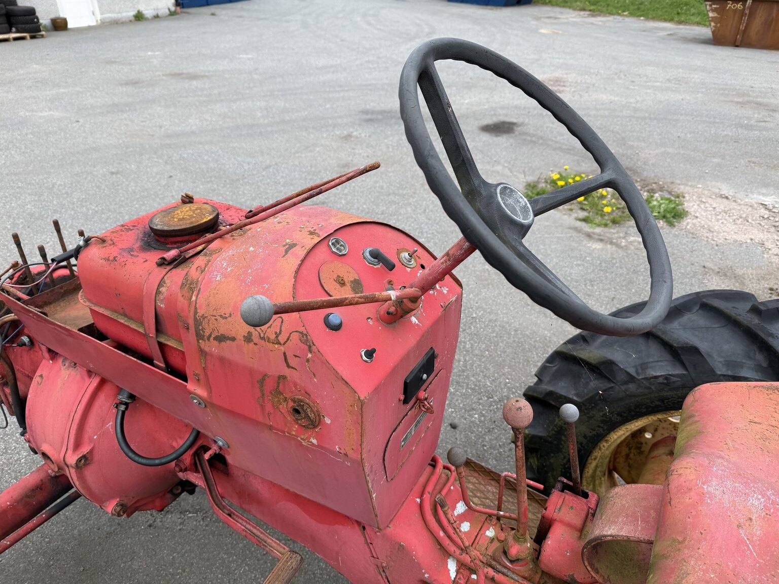 Exterior image of 1959 Porsche Diesel Traktor (Rep-objekt)