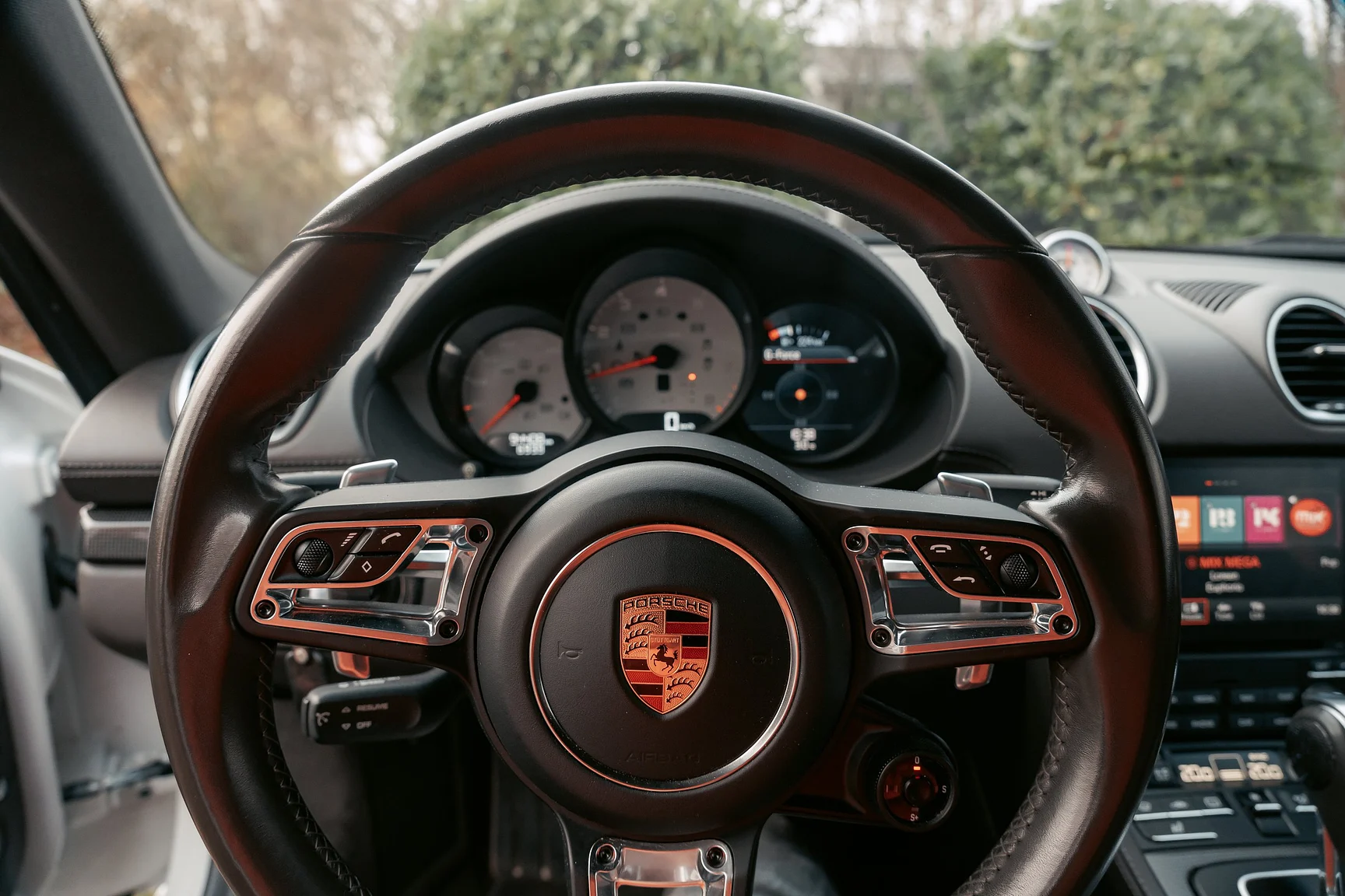 Interiörbild 2017 Porsche 718 Cayman S (15)