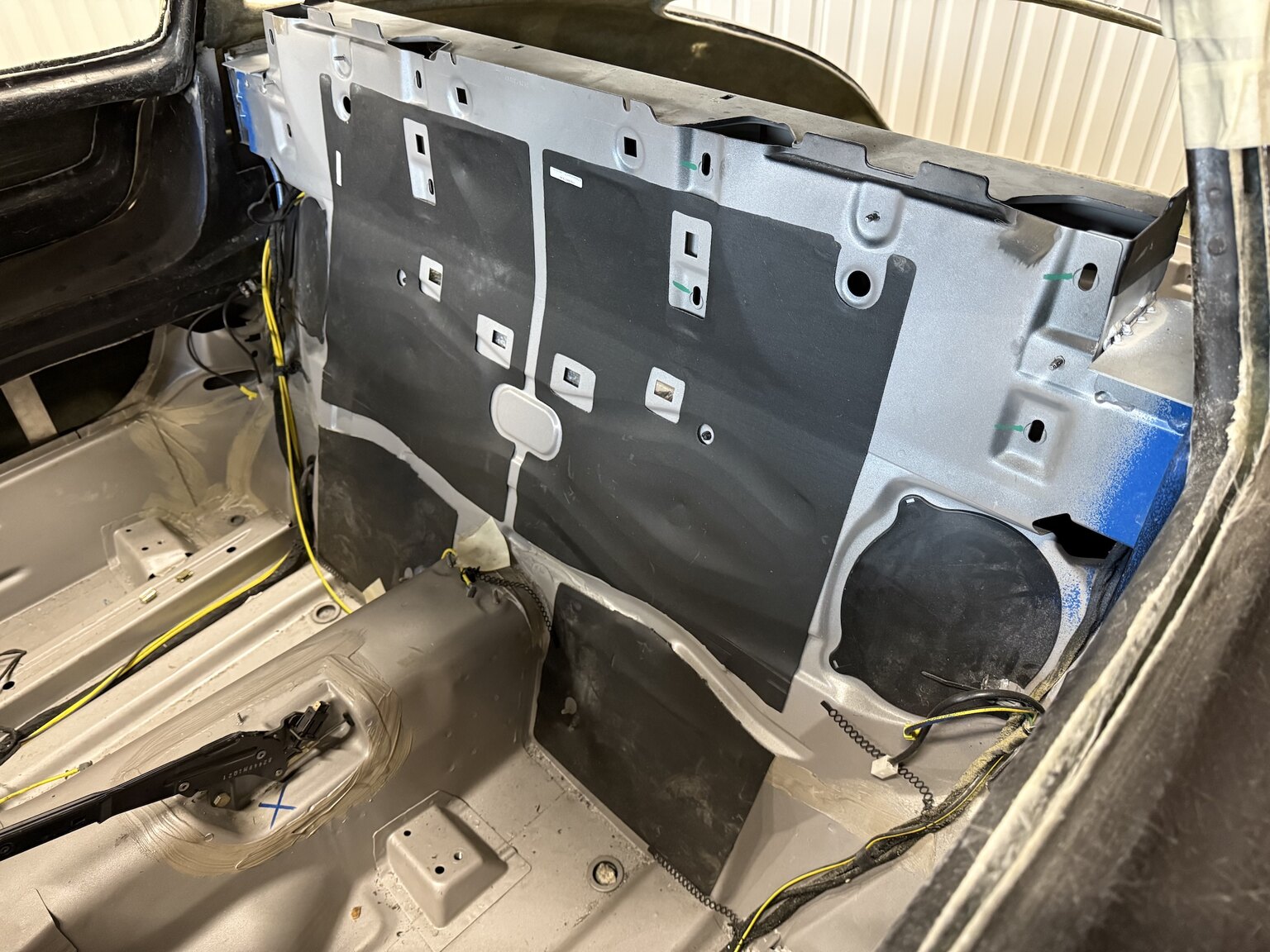 Interior image of 2000 Mercedes-Benz SLK 230 "Gullwing" (6)