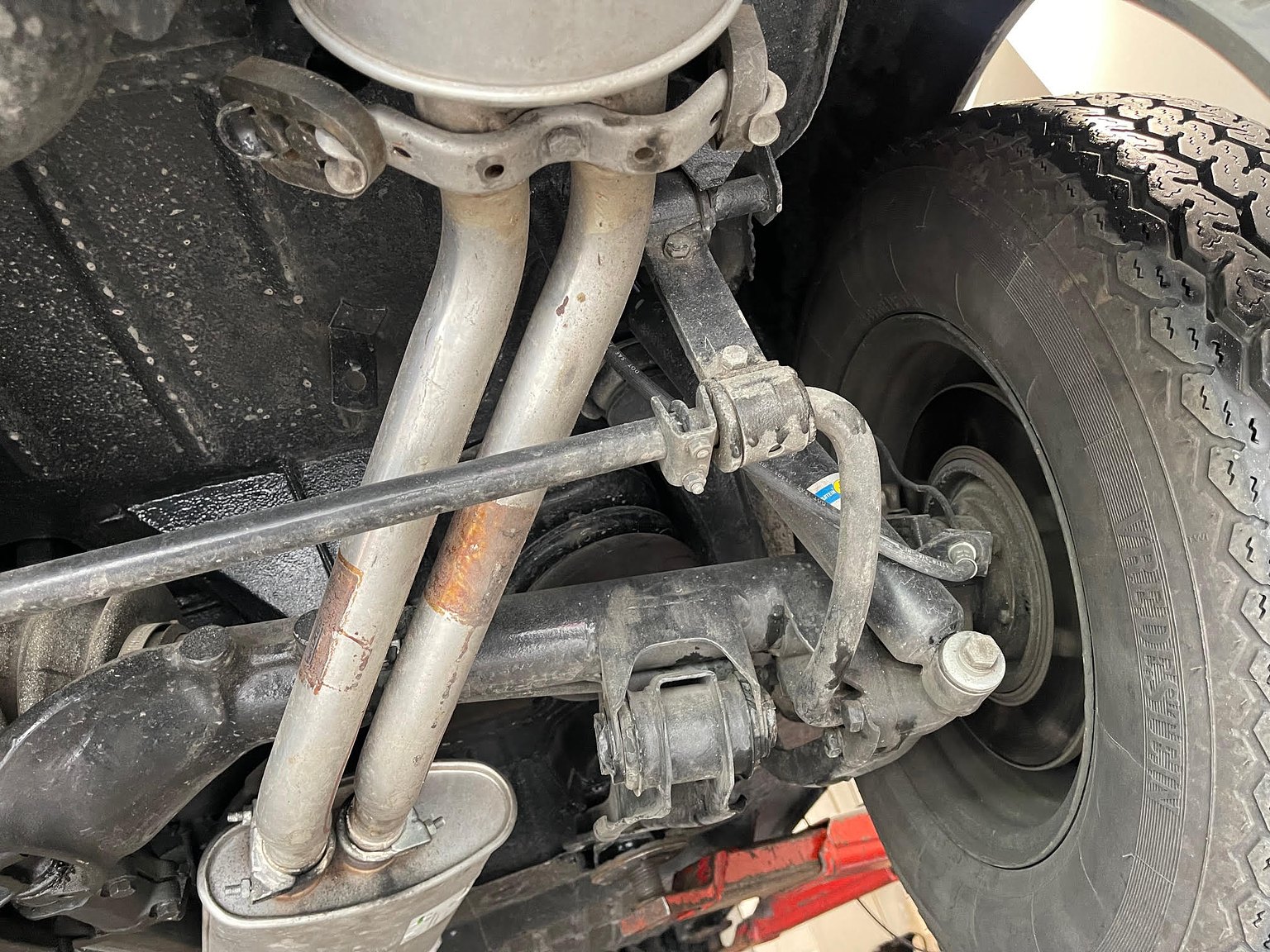 Image of 1969 Mercedes-Benz 300 SEL mechanics