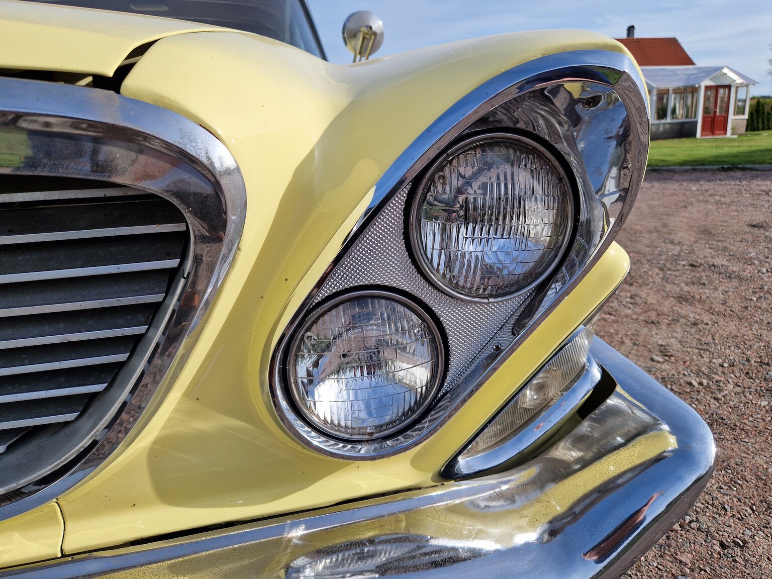 Exteriörbild på 1961 Chrysler Windsor Coupé
