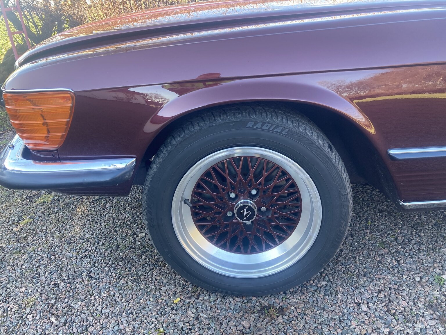 Exteriörbild på 1973 Mercedes-Benz 450 SLC