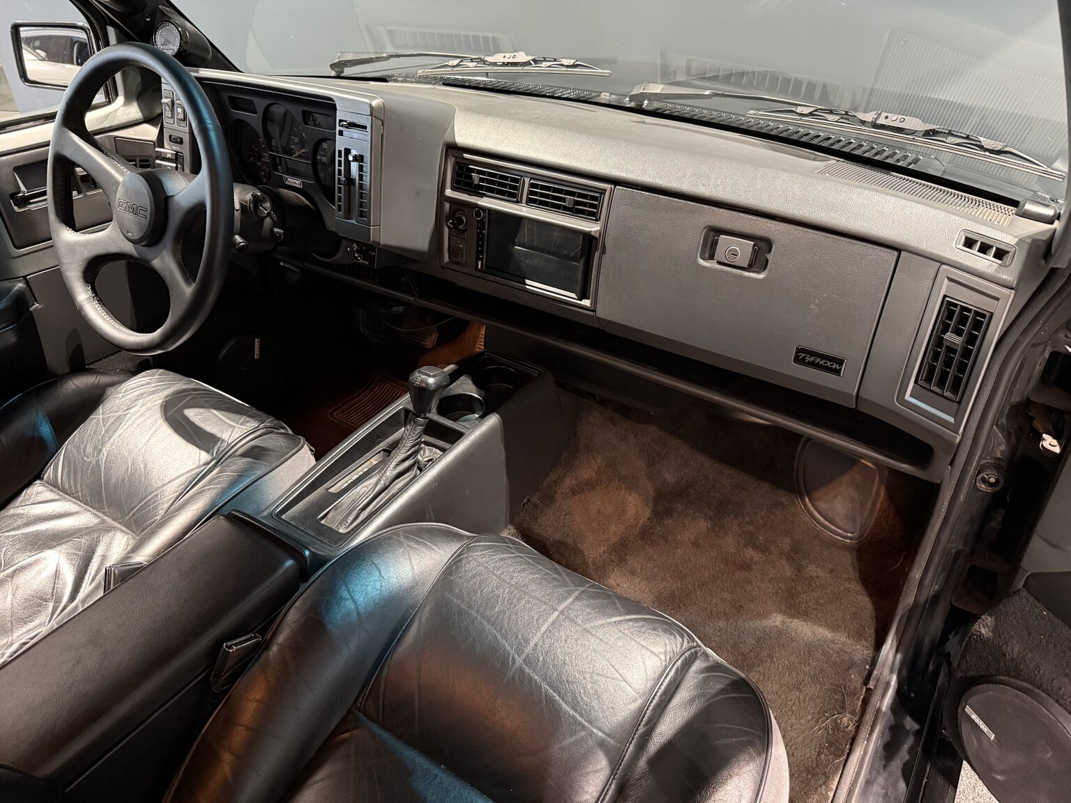 Interior image of 1992 GMC Typhoon 