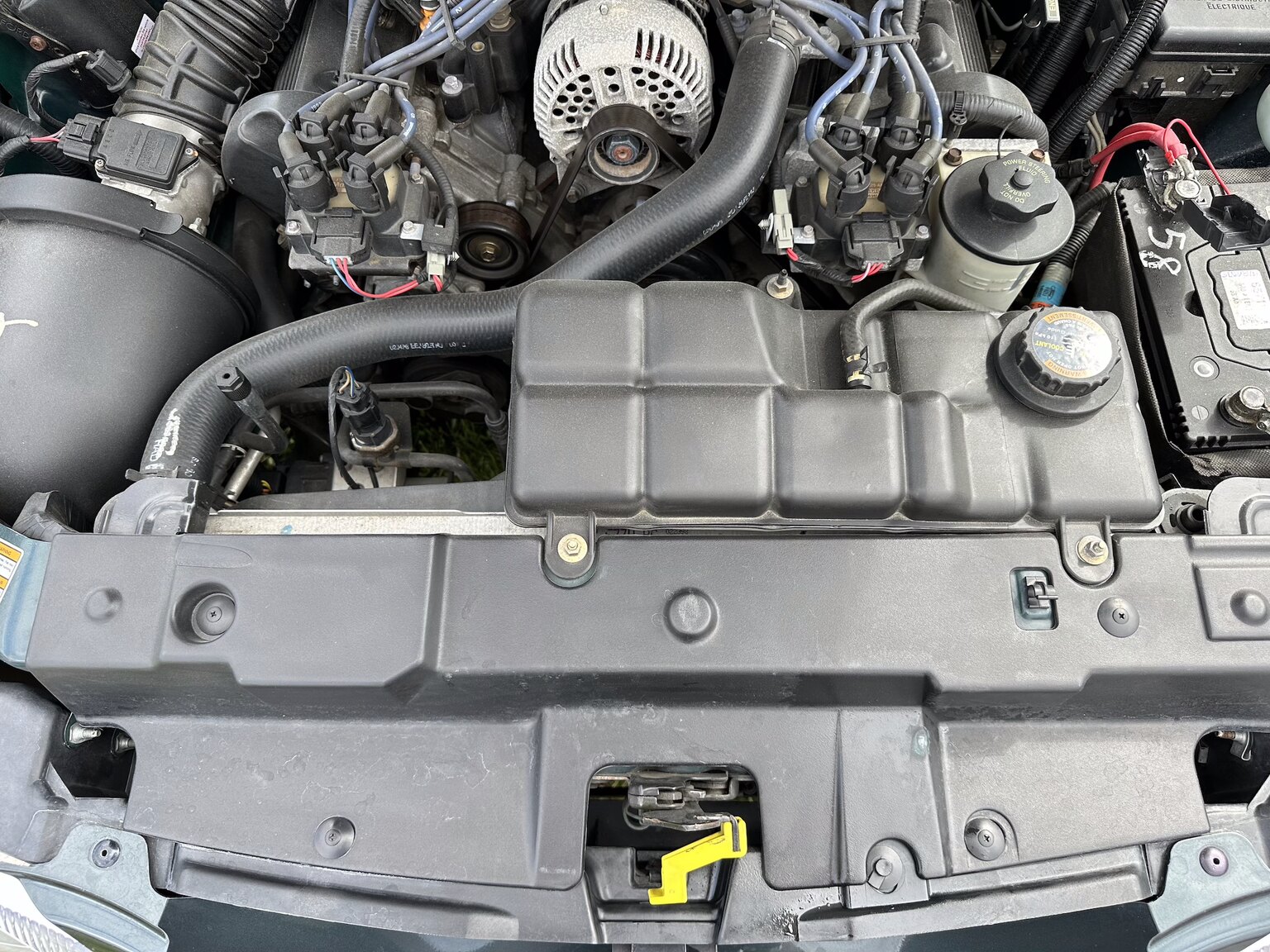 Image of 1998 Ford Mustang GT Convertible mechanics