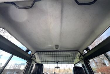 Interior image of 2002 Land Rover Defender 90 2.5 Td5