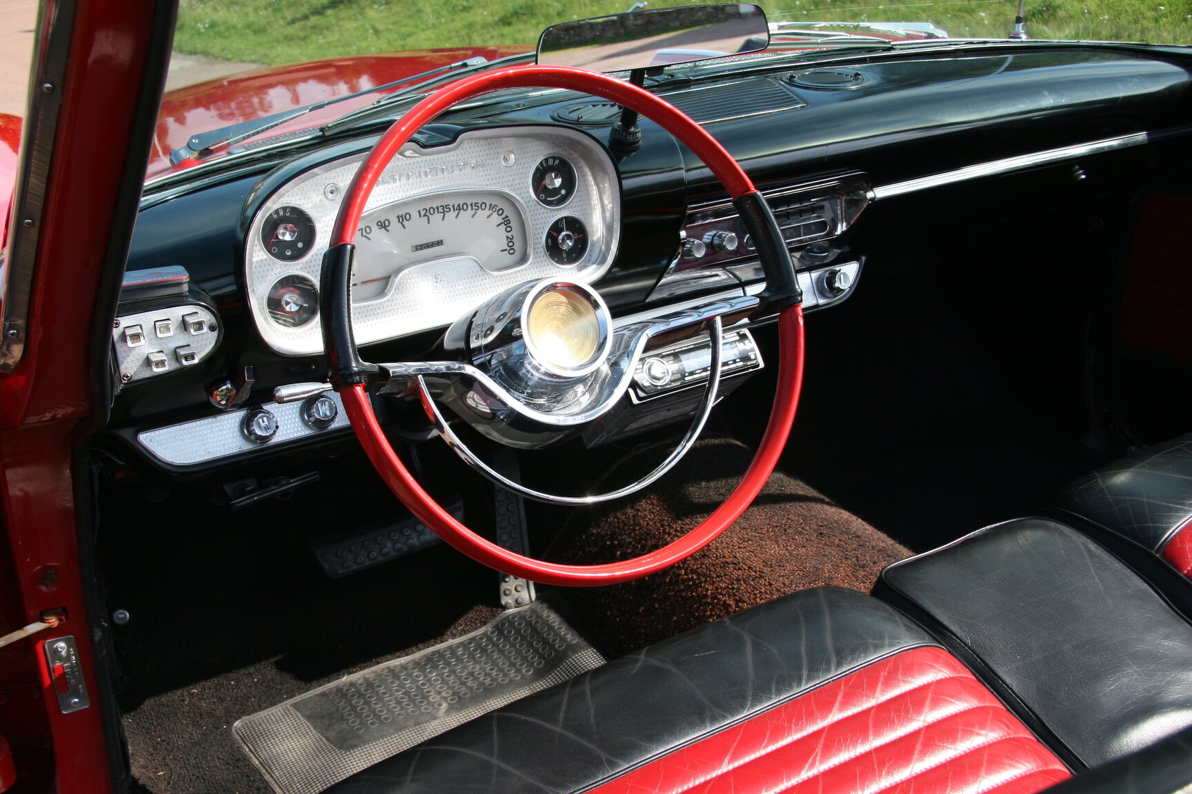 Interior image of 1958 Plymouth Belvedere Convertible (11)