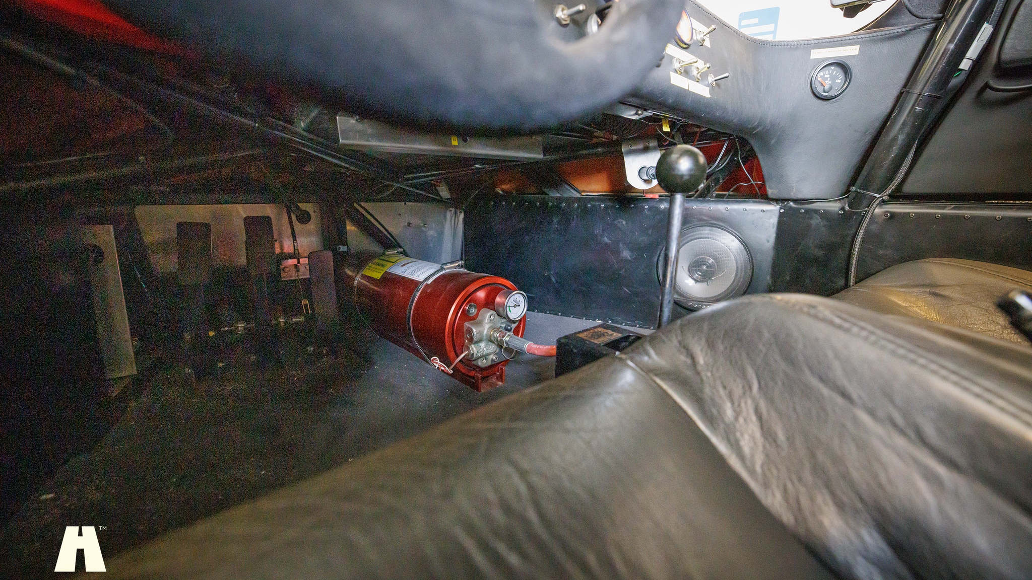 Interior image of 2006 Ultima GTR (5)