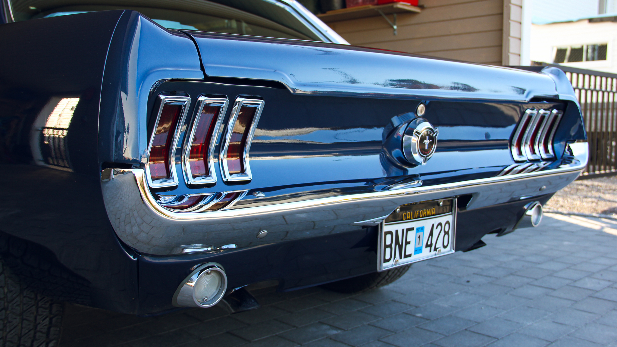 Exteriörbild på 1967 Ford Mustang 305ci HT (28)