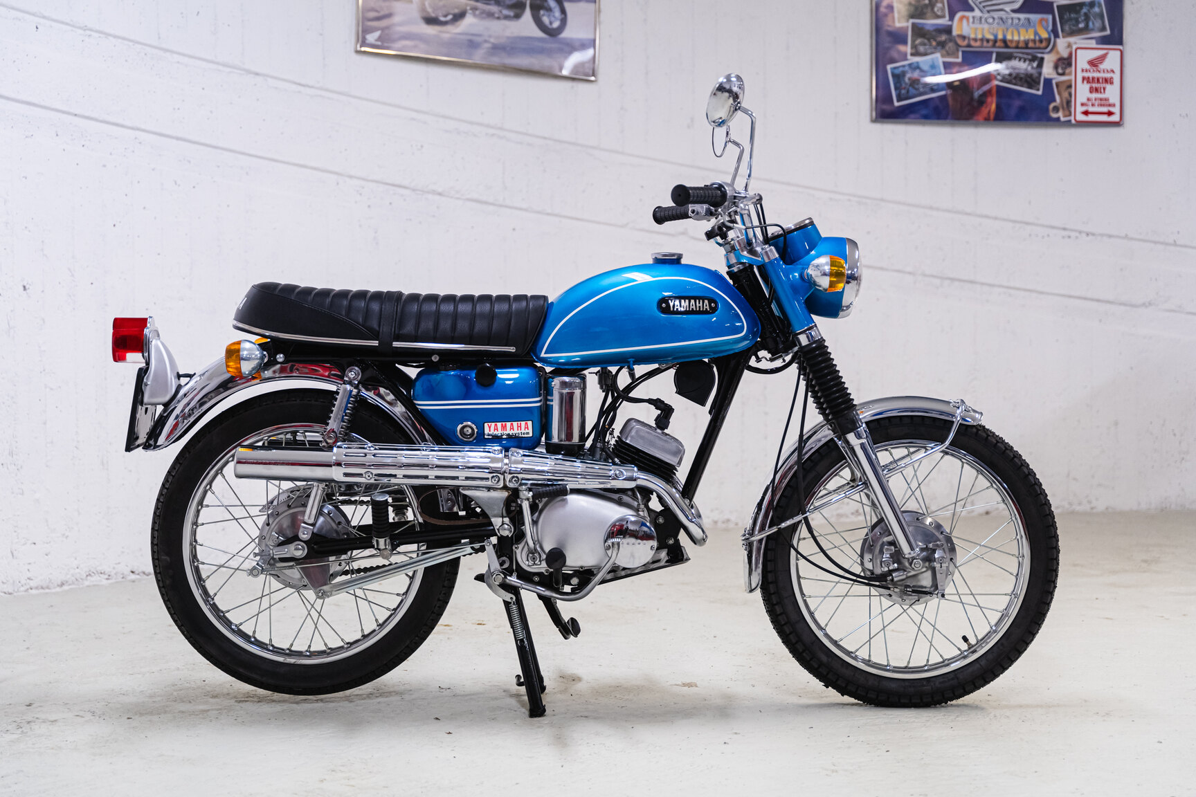 Exterior image of 1970 Yamaha AS2C