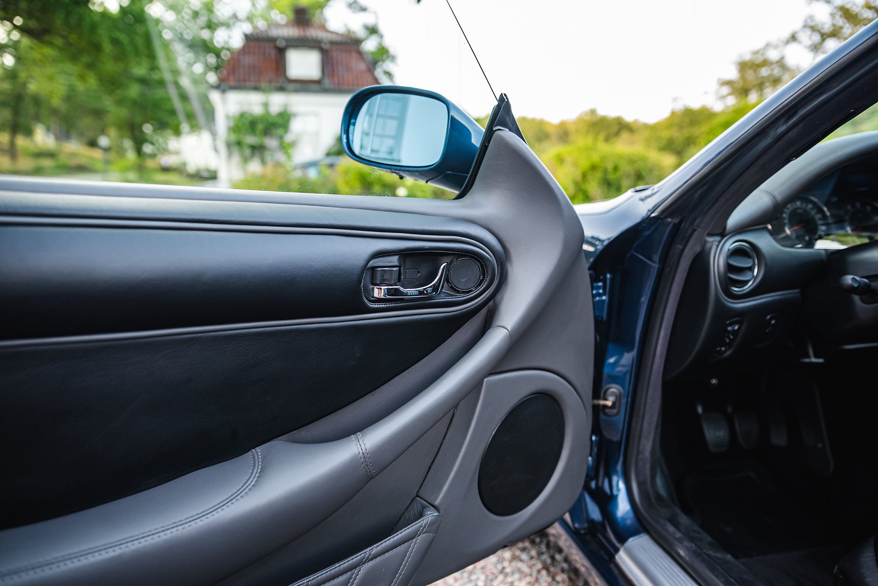 Interior image of 2000 Maserati 3200 GT