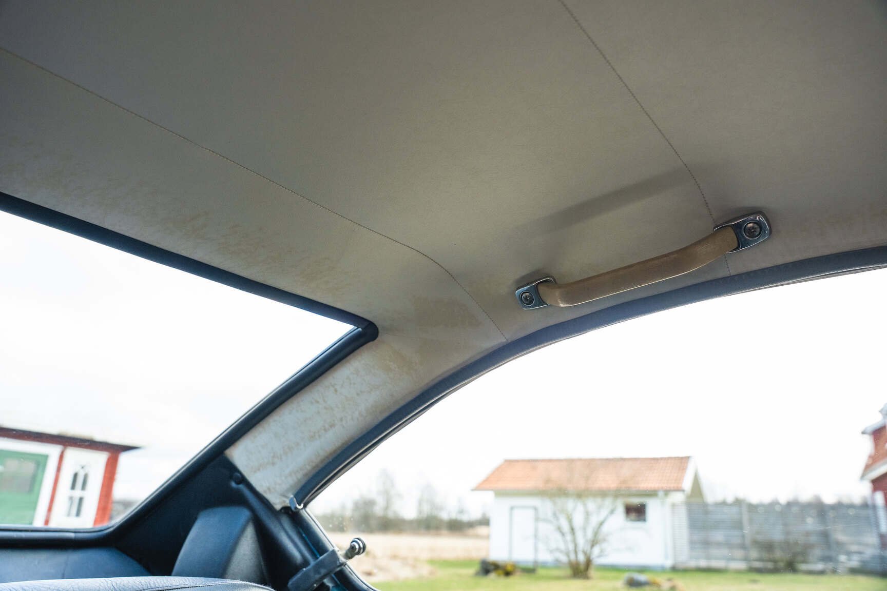 Interiörbild 1969 Toyota Corolla Coupé